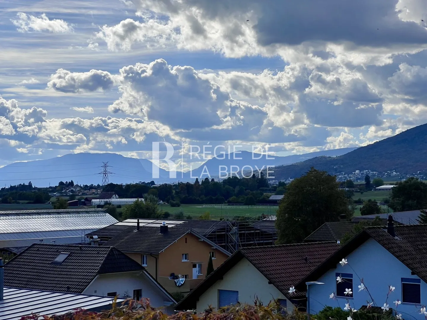 Appartamento di lusso 165 m² a Gampelen - Foto 9 di 16