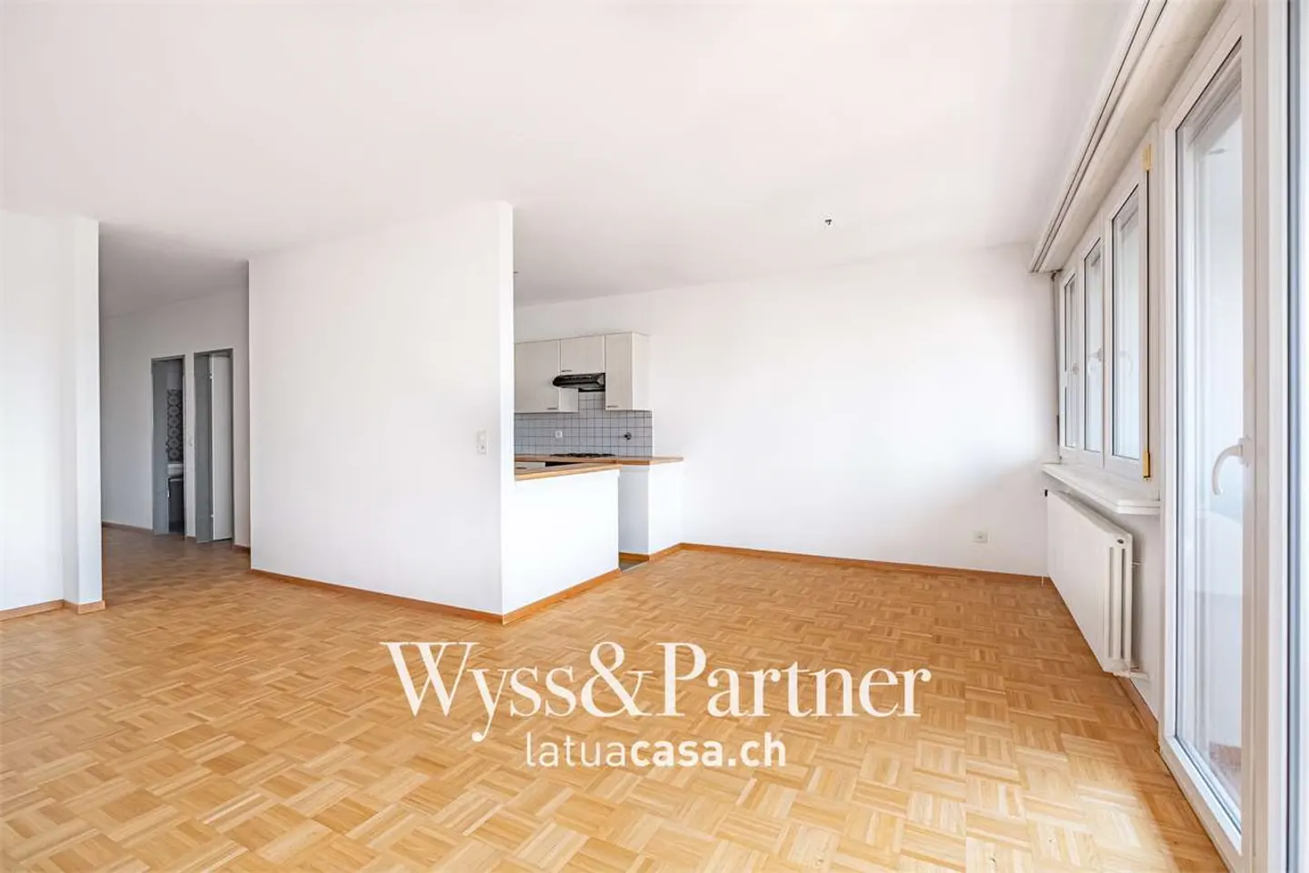 Chiasso - spacious 3.5 room apartment for rent - Photo 3 of 10