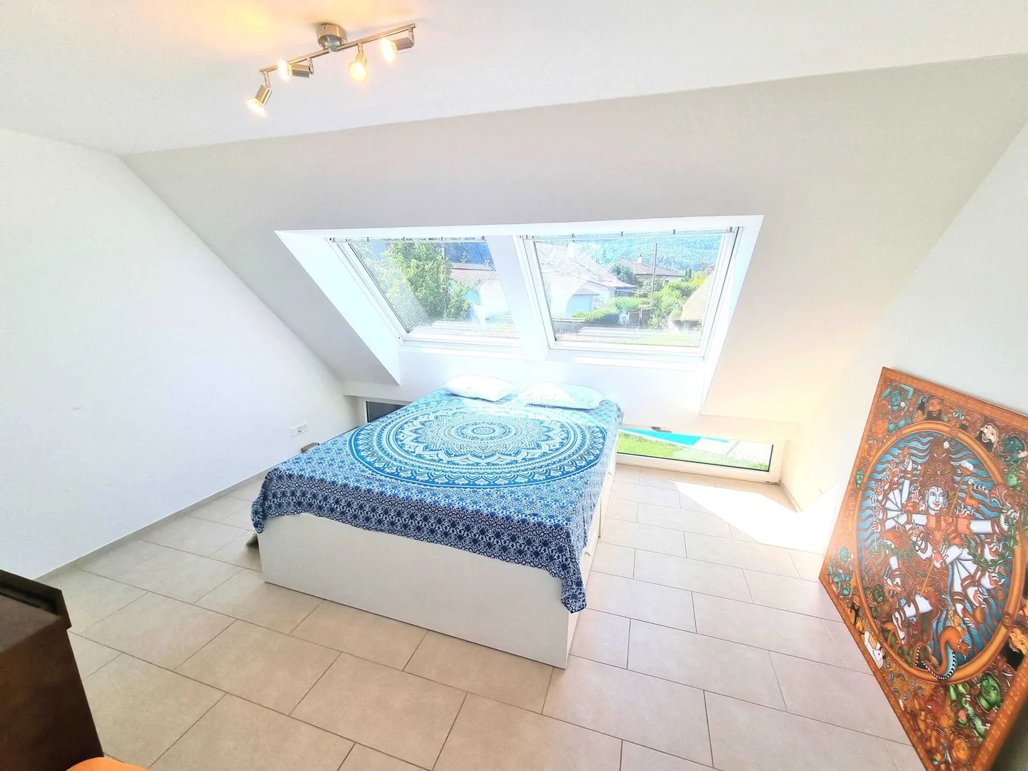 Villa architettonica moderna con piscina! - Foto 22 di 30