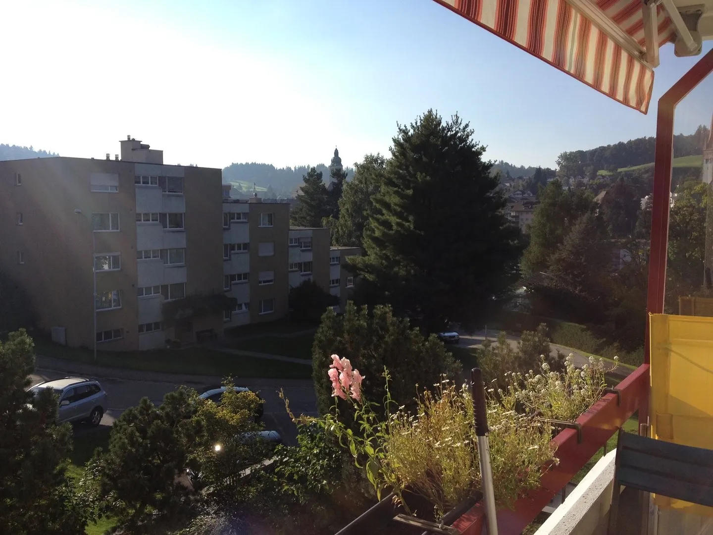 Belle appartement de 2,5 pièces dans un endroit calme - Photo 4 sur 5