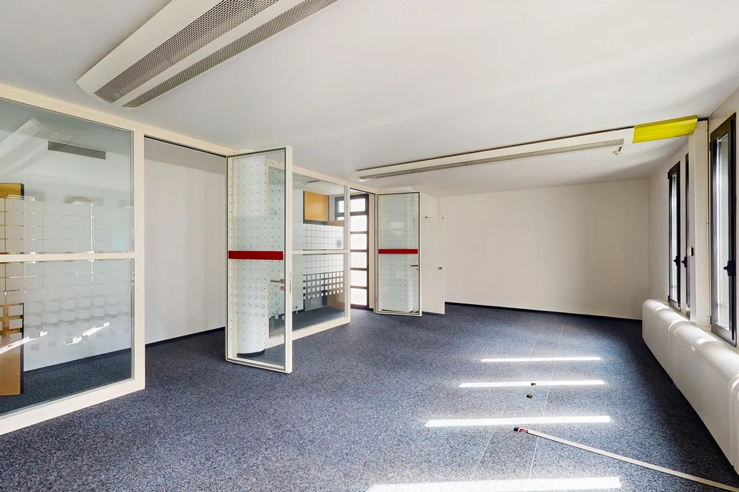 The new headquarters for your business - Photo 3 of 9