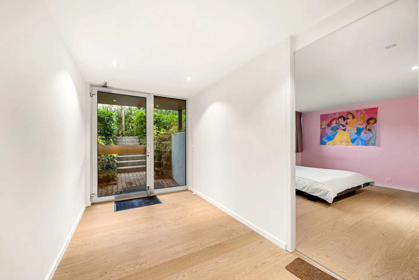 Superbe villa de plain pied avec 3 appartements à Montreux - Photo 18 sur 21