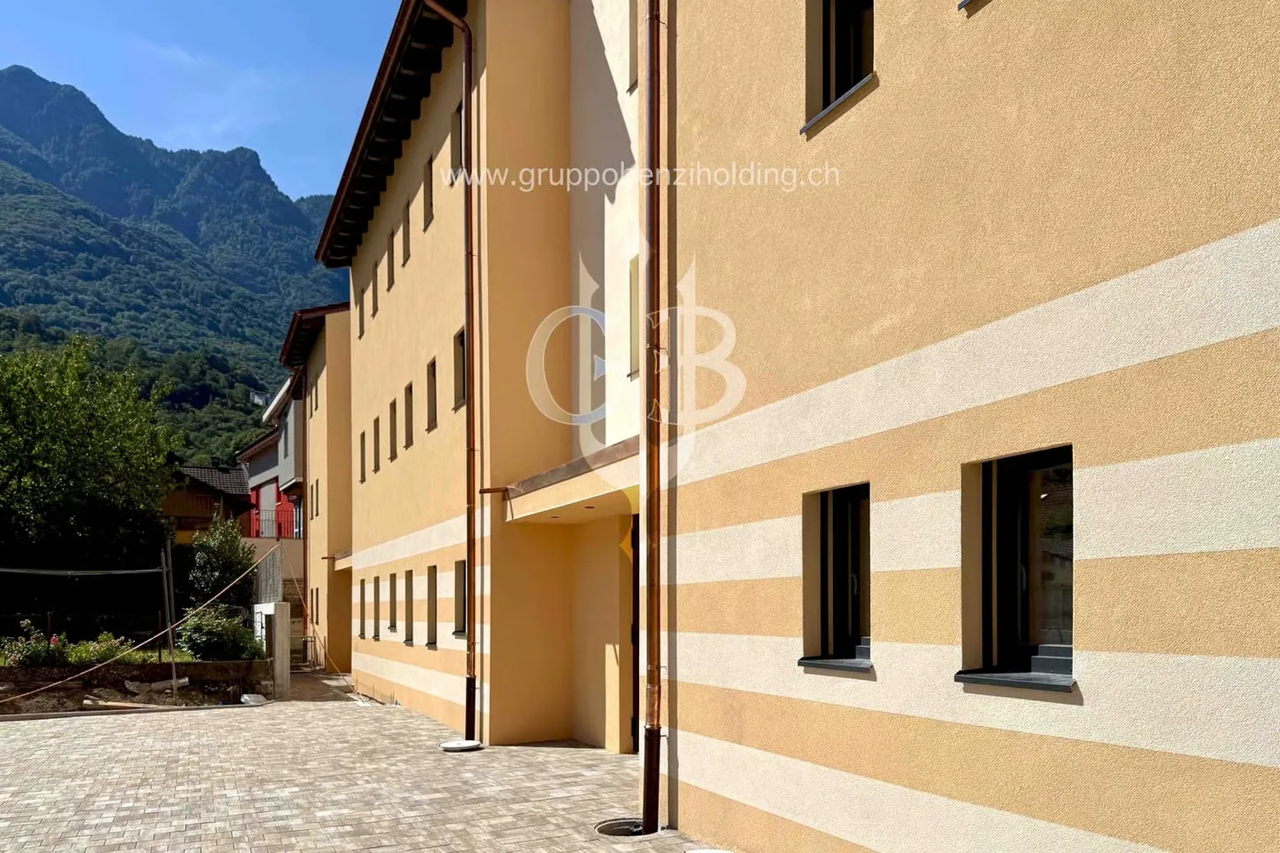 DIRECTLY FROM THE PROMOTER - Giubiasco - 1.5 rooms with garden - Photo 13 of 20