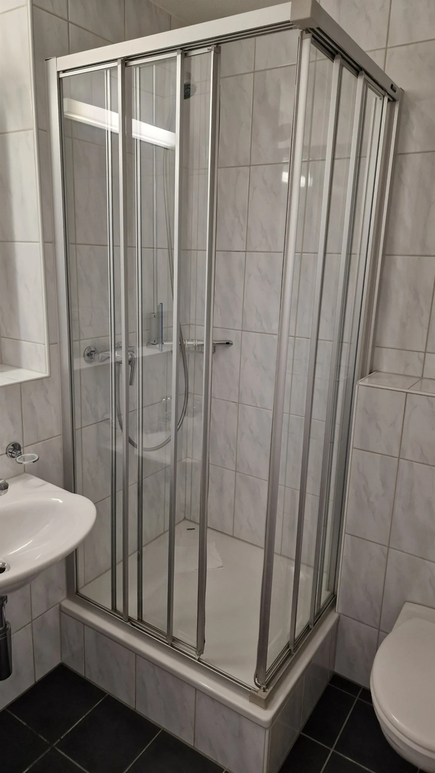 Gemütliches Zimmer in Stansstad - Foto 5 von 5