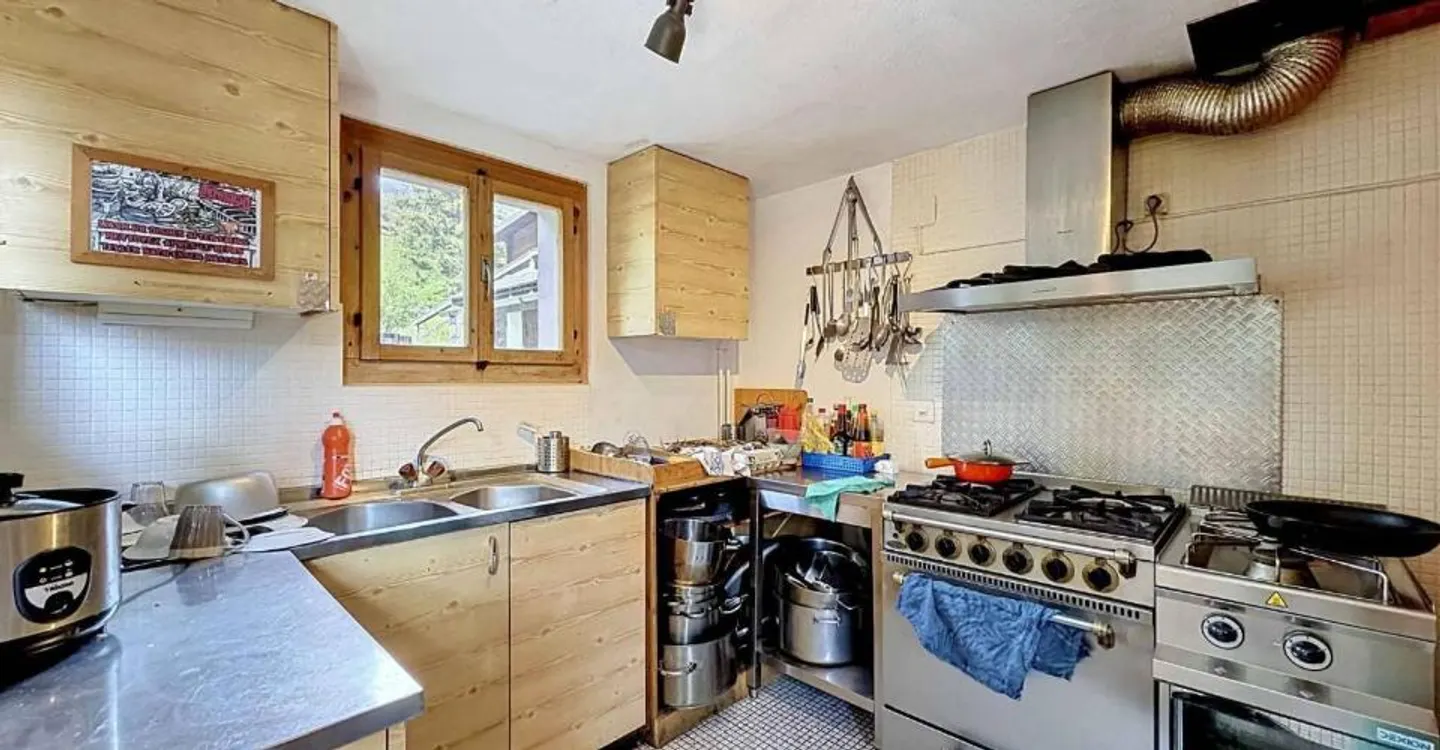 Chalet di montagna autentico con ampia capacità di ospitalità - Foto 5 di 11