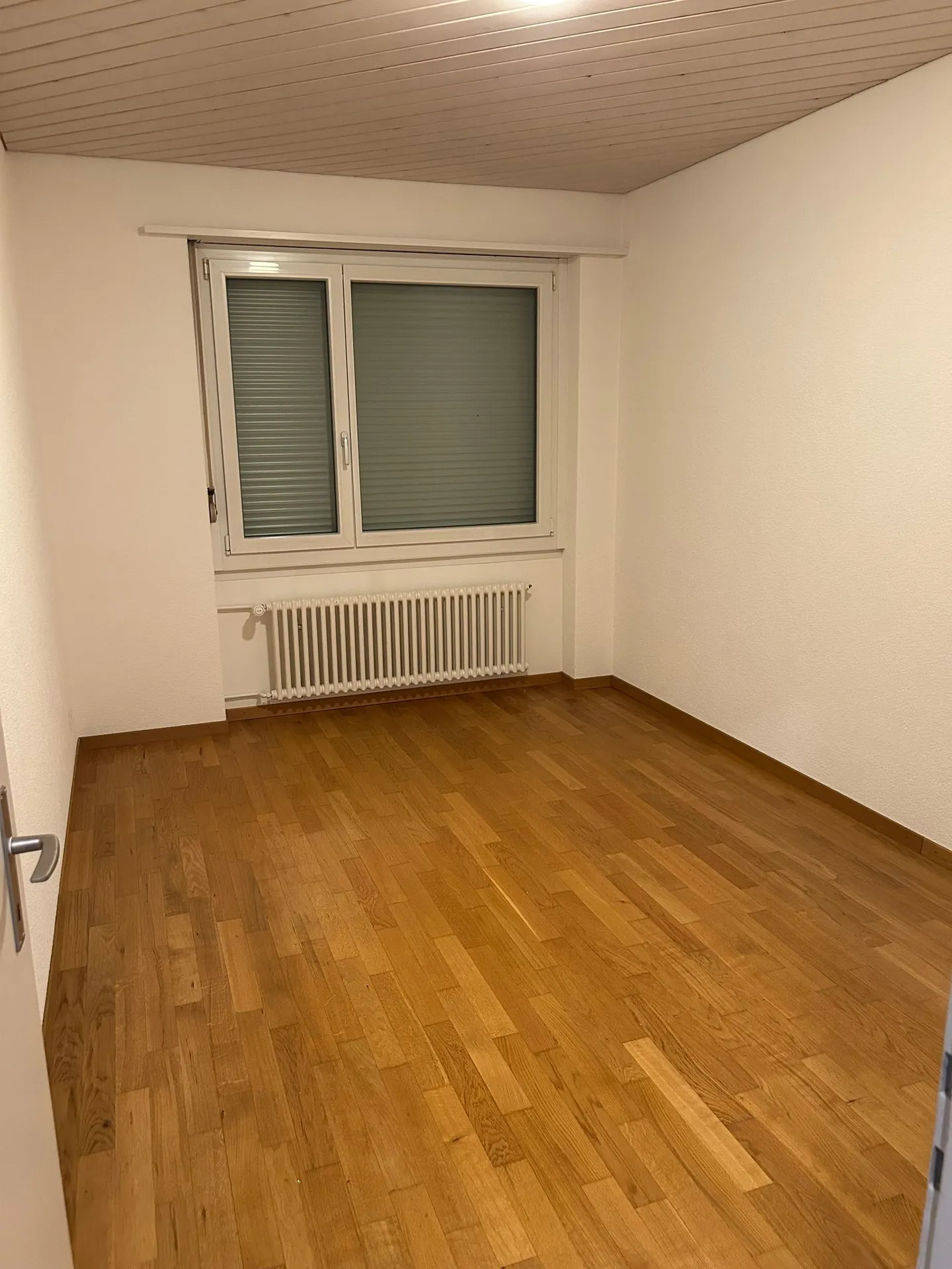 Appartamento luminoso di 3,5 stanze con balcone a Heimberg - disponibile da luglio 2026 - Foto 6 di 7