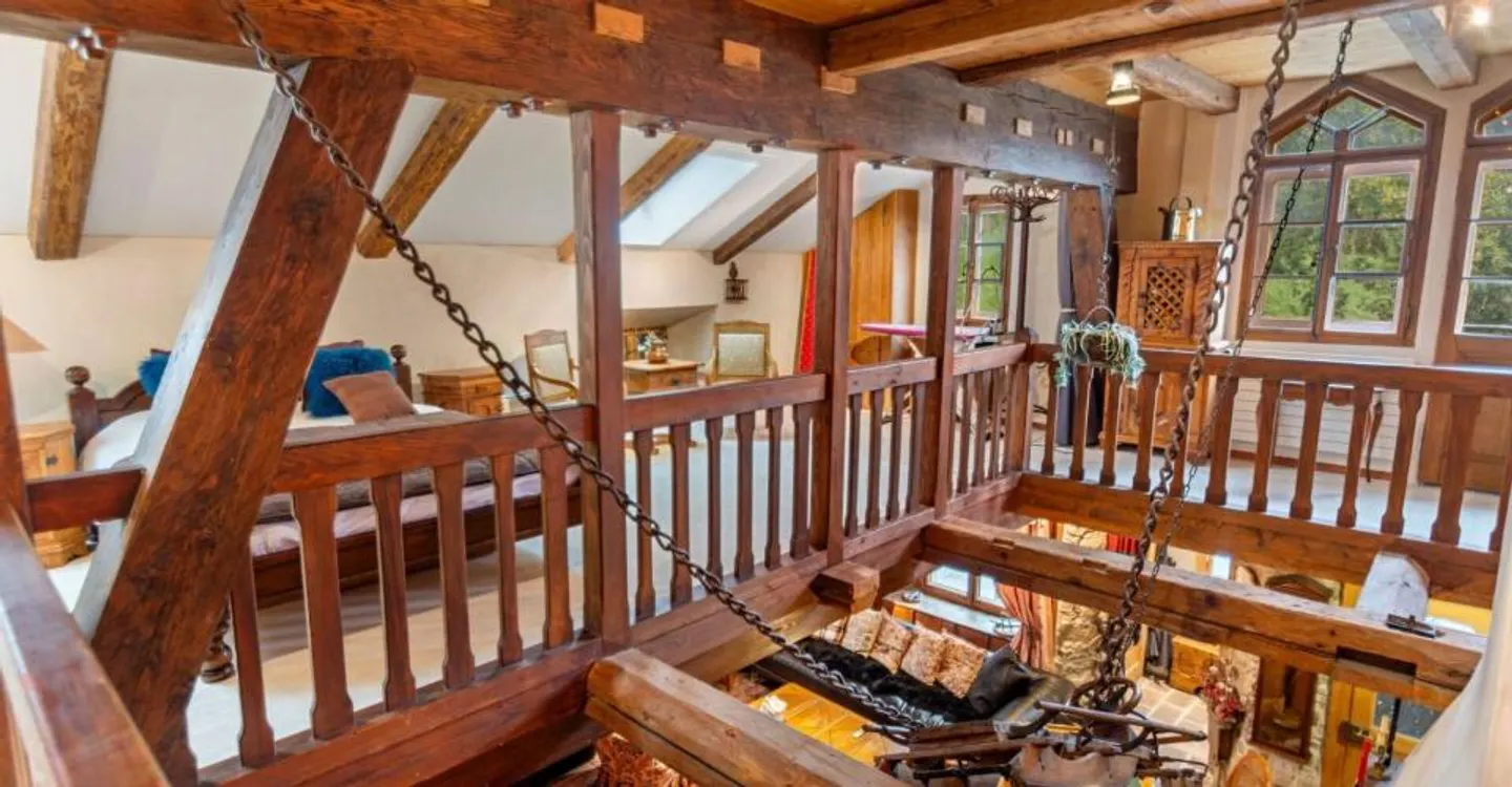 La Chaux-de-Fonds, exceptional accommodation in an estate - Photo 9 of 12