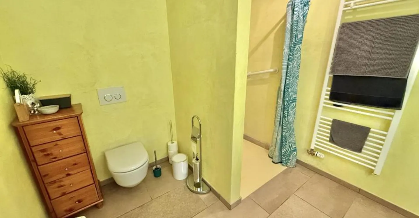 À louer à Bourrignon charmant appartement de 4.5 pièces au 1er étage - Photo 9 of 12
