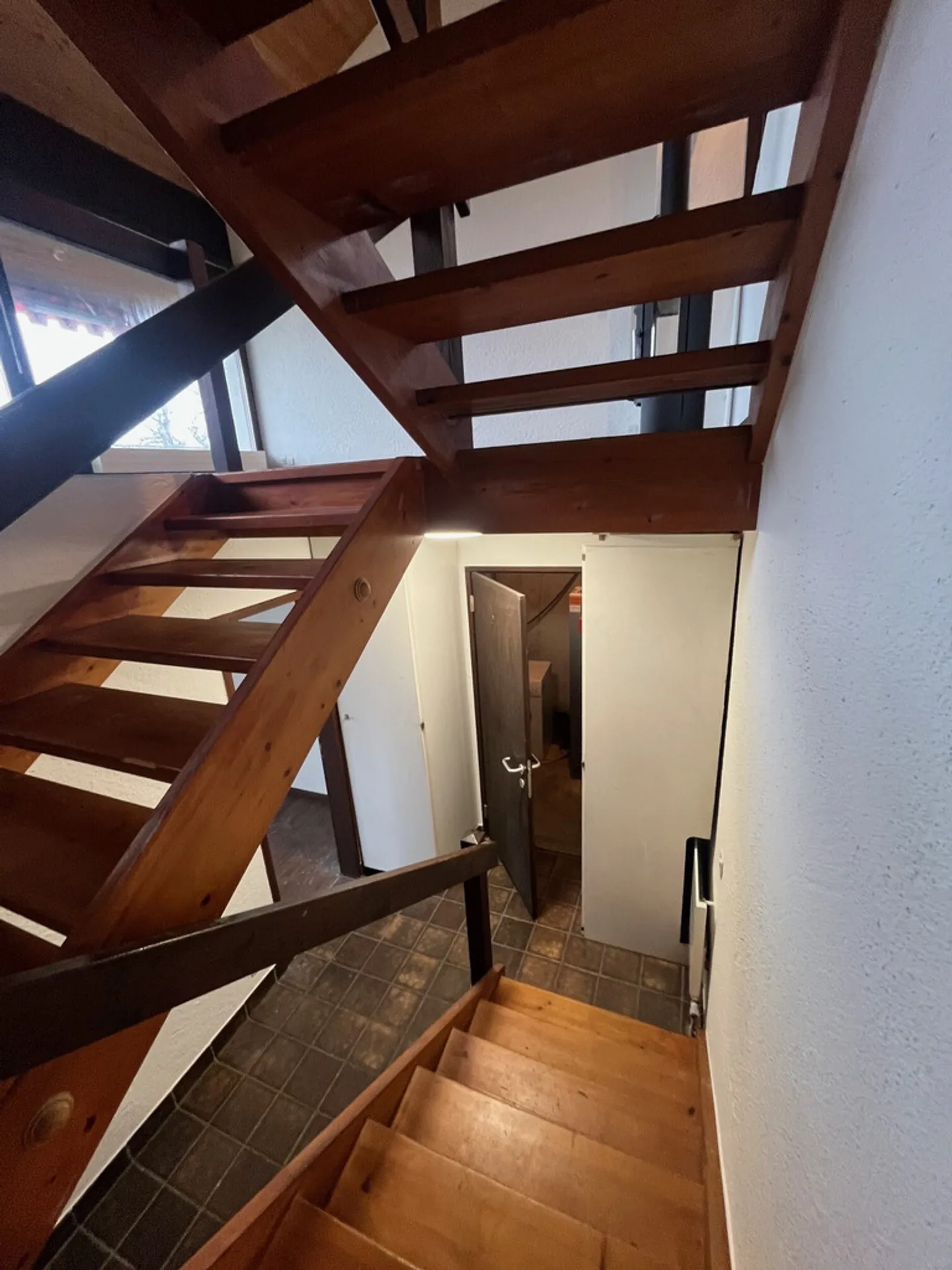 Casa indipendente con giardino generoso a Weggis - Foto 7 di 12