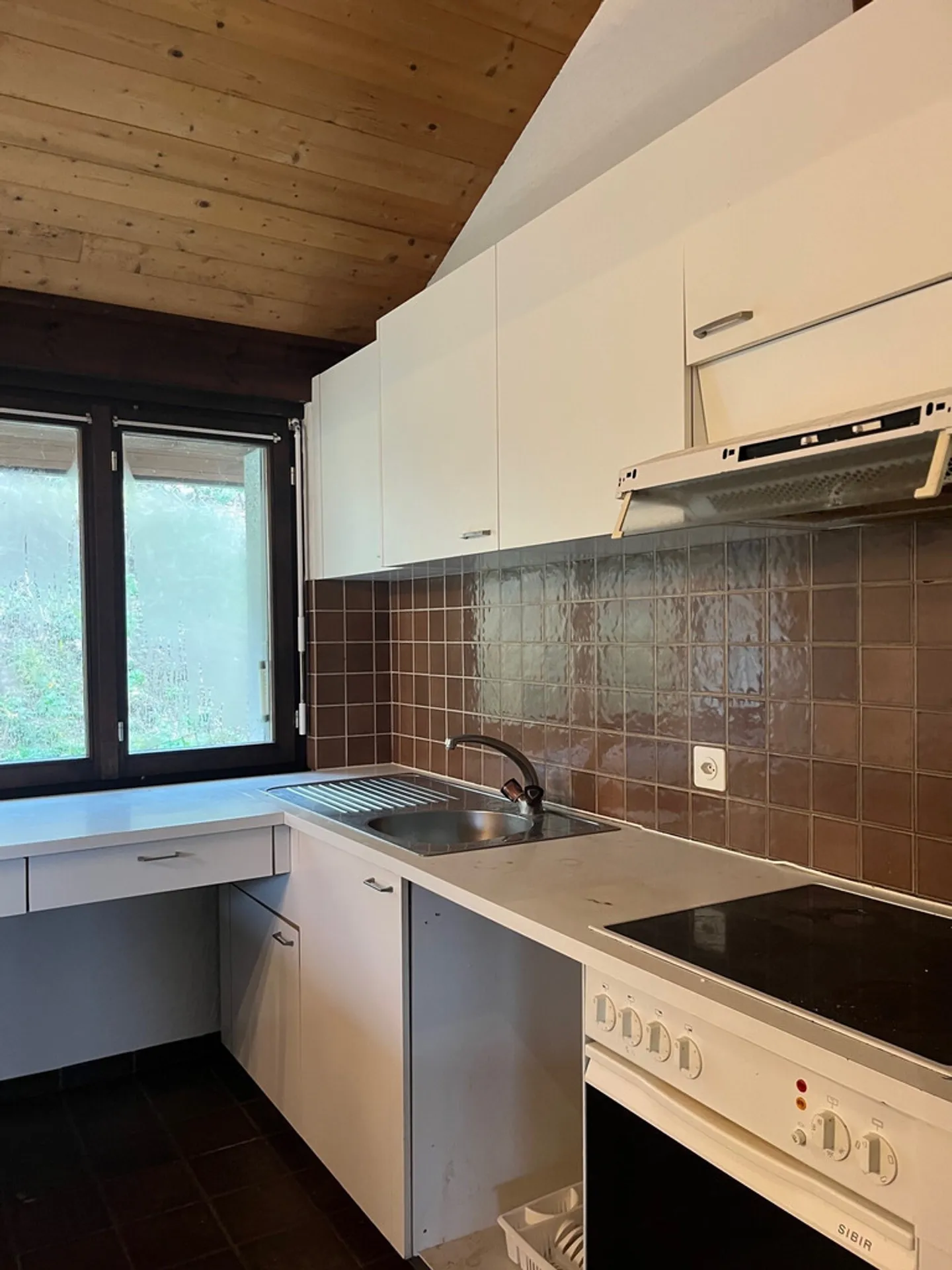 Casa indipendente con giardino generoso a Weggis - Foto 10 di 12