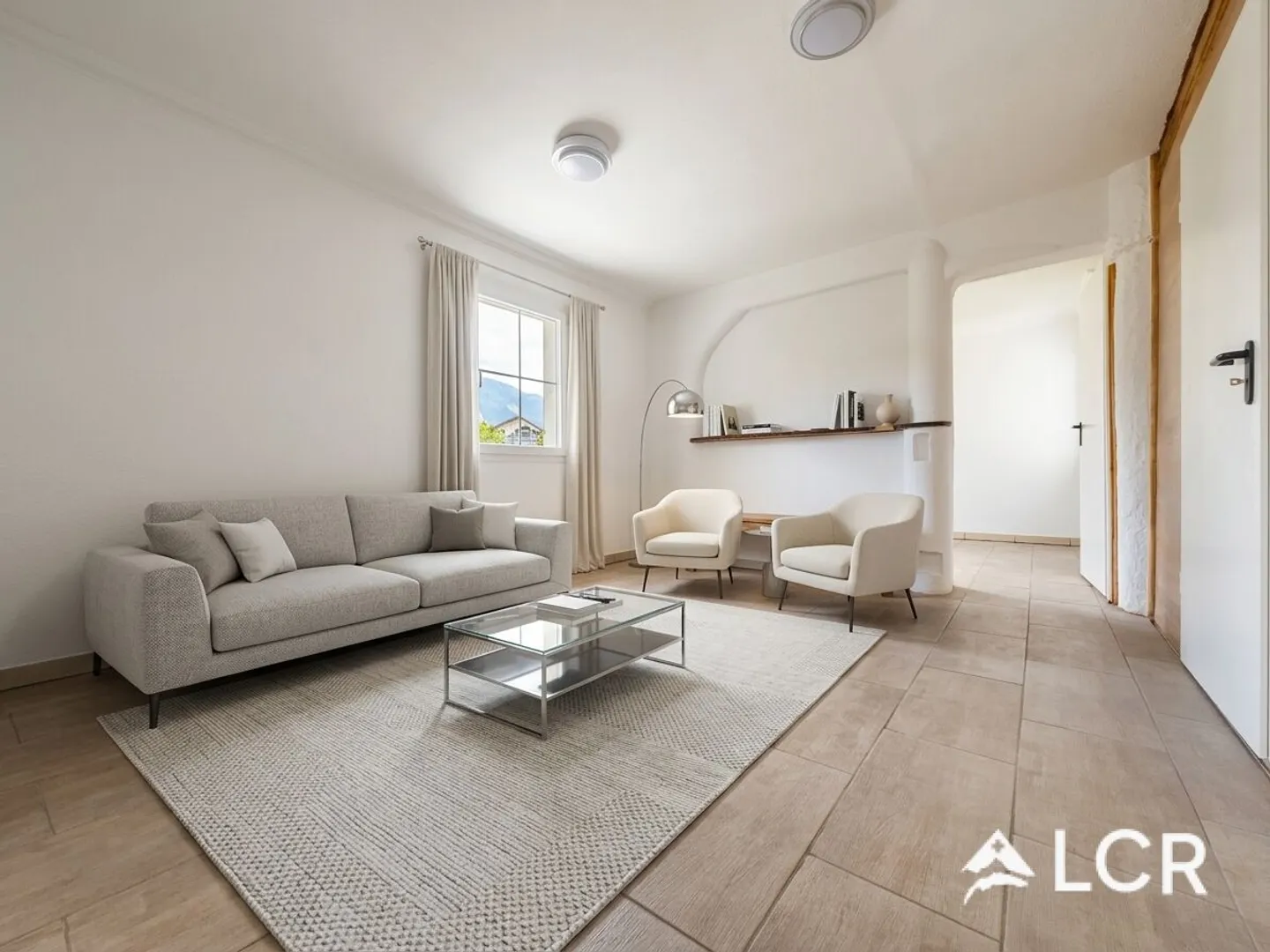 Beautiful atypical apartment in Saviese / 3 bedrooms / 1 bathroom / 1 balcony / 3 parking spaces / 1 shed - Photo 1 of 11