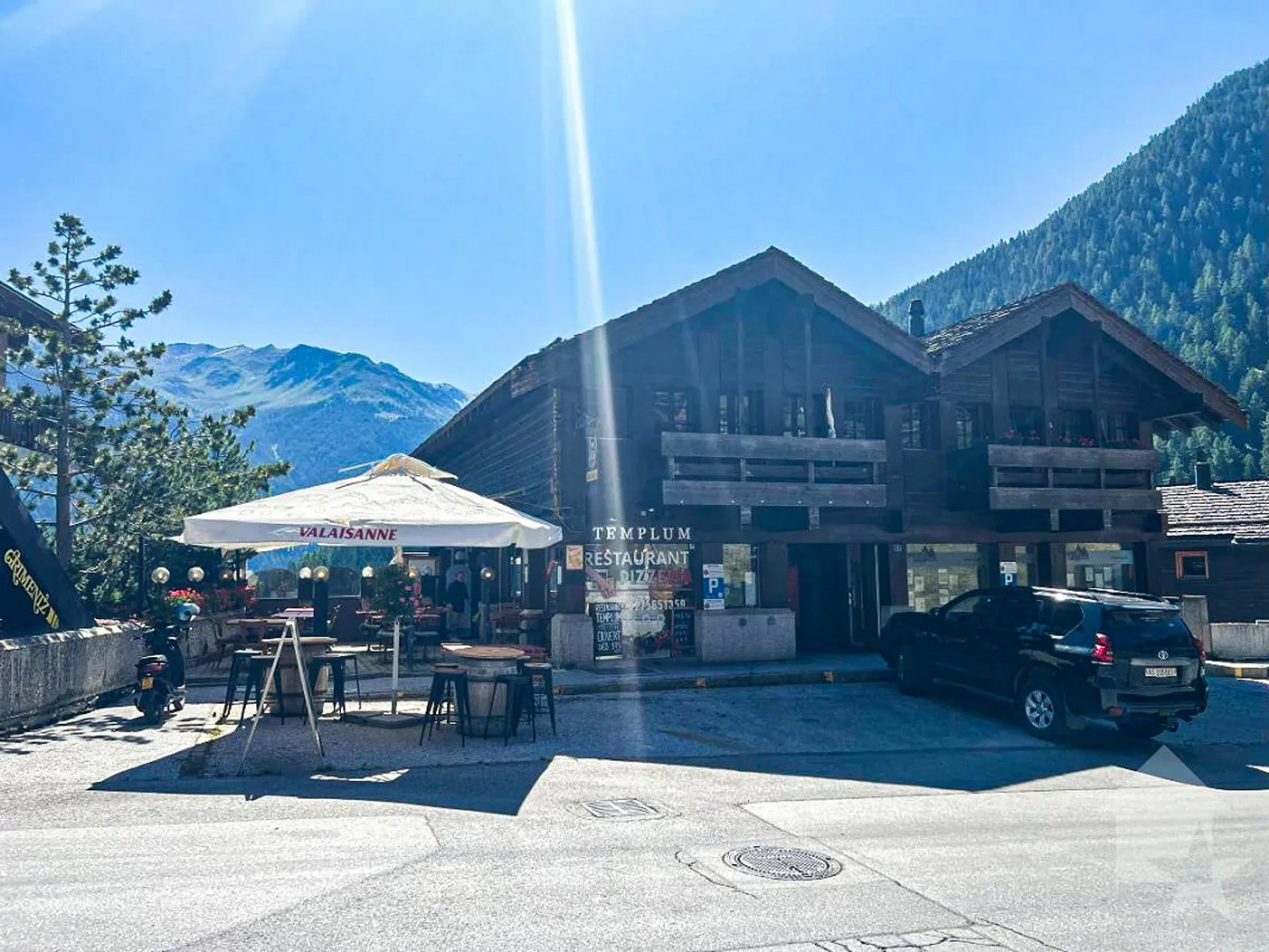 Lovely apartment in the village center - Photo 11 of 12