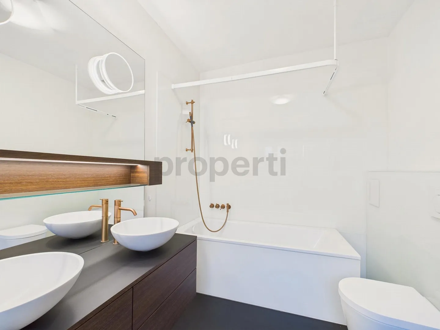 Belle appartement historique de 3,5 pièces à Zunzgen, moderne avec... - Photo 11 sur 15