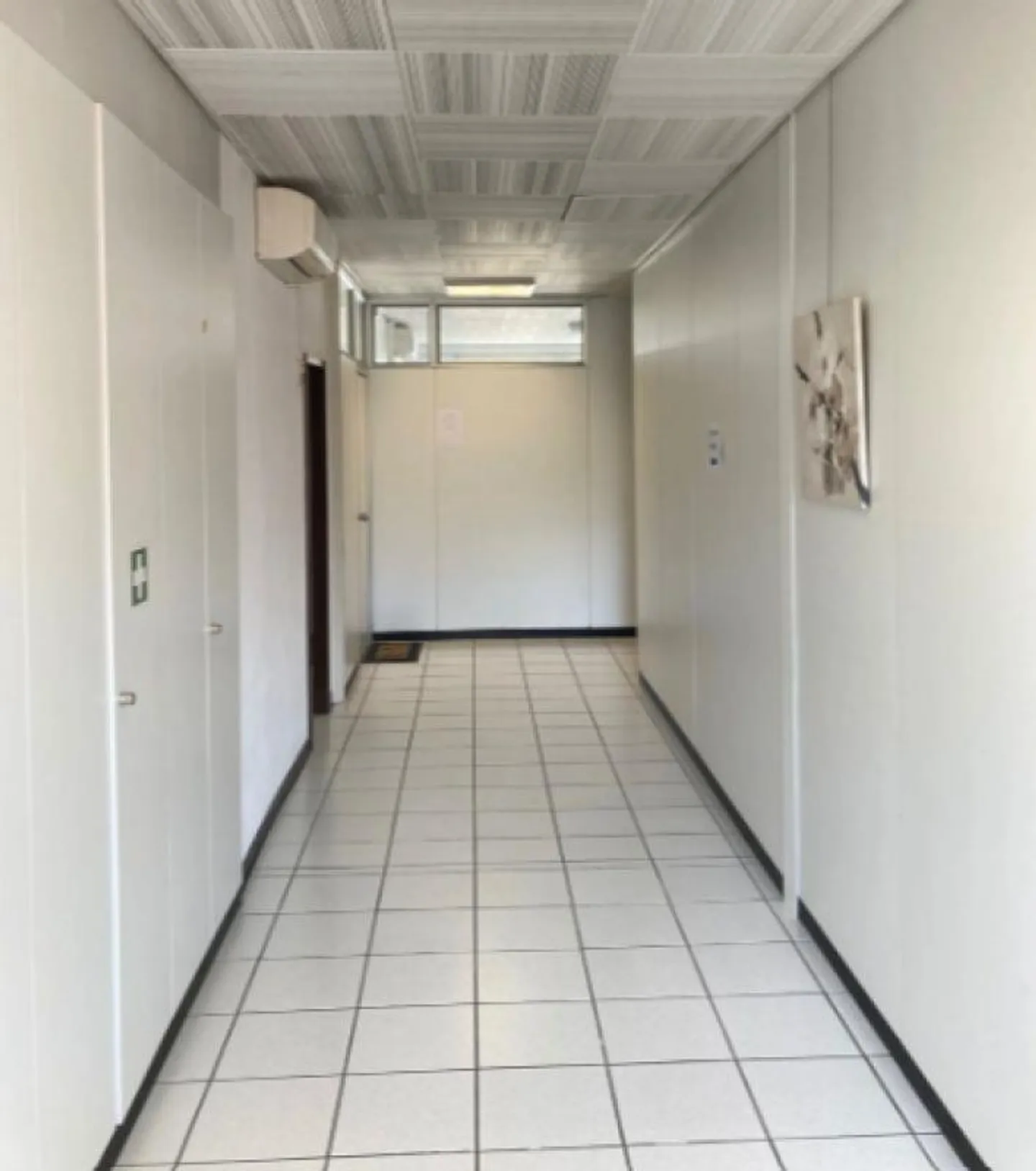 STRATEGISCHER HANDELSPACE RIVERA - Foto 2 von 4