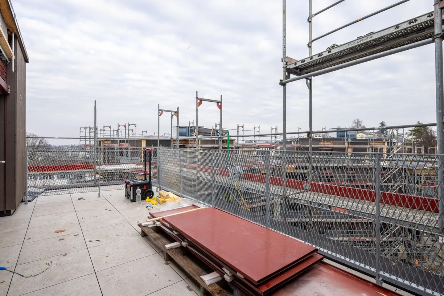 Prima locazione: Accogliente appartamento attico di 3,5 stanze - Foto 4 di 9