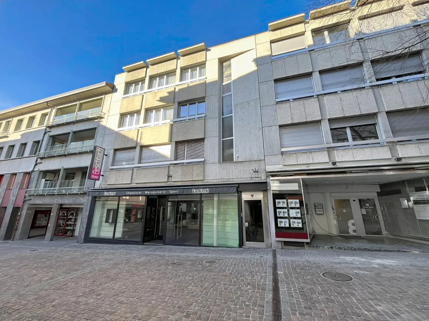 Posizione nel centro di Sion - Grandi spazi modulari - Foto 1 di 13