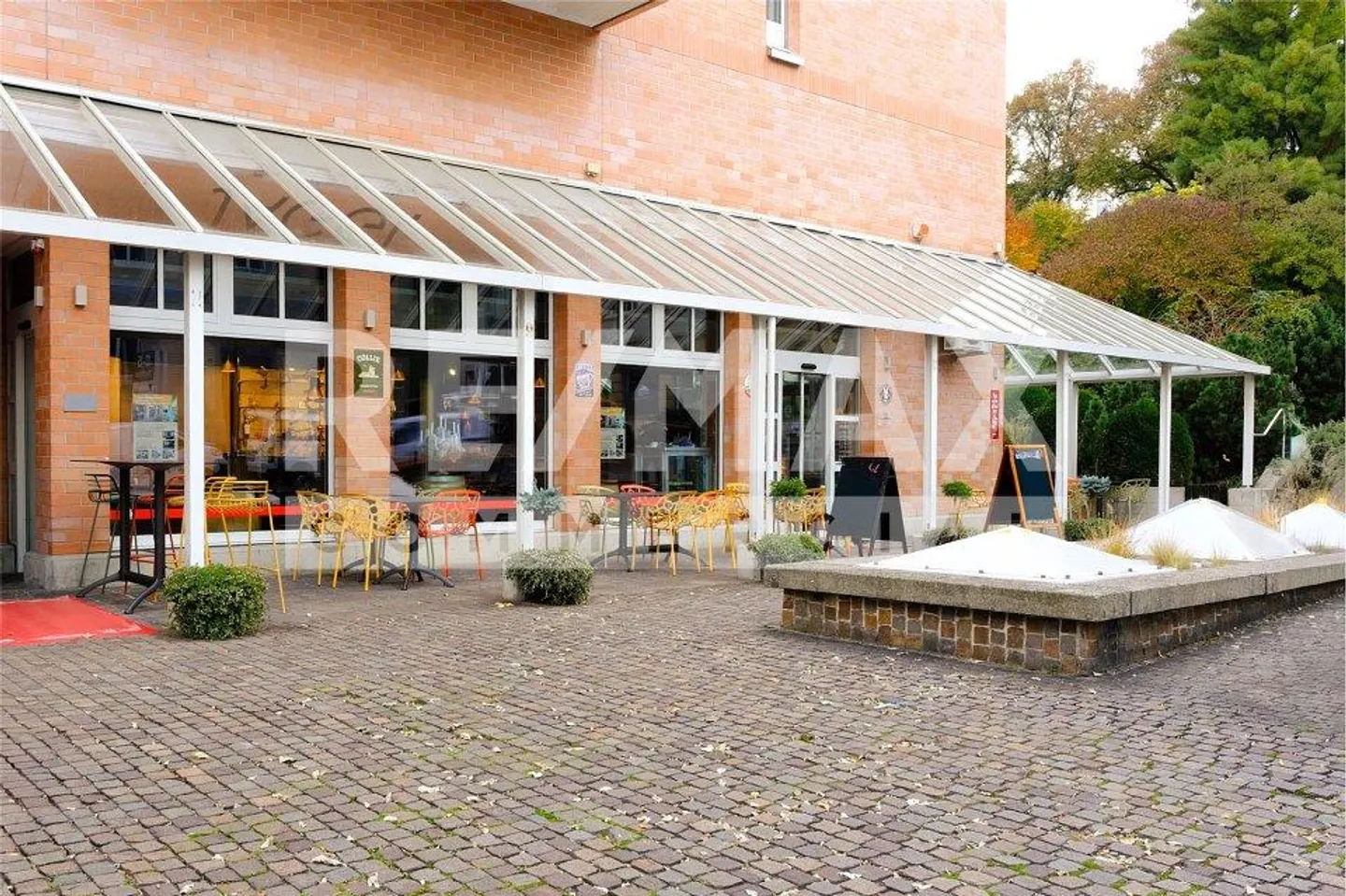 Espace Gastro et Commercial au Centre de Burgdorf / Achat ou Location ! - Photo 5 sur 13