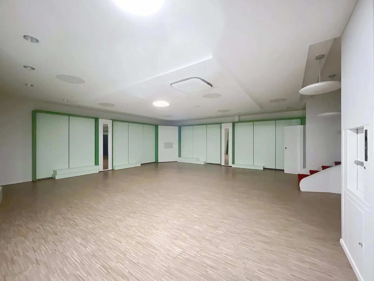 Posizione nel centro di Sion - Grandi spazi modulari - Foto 13 di 13