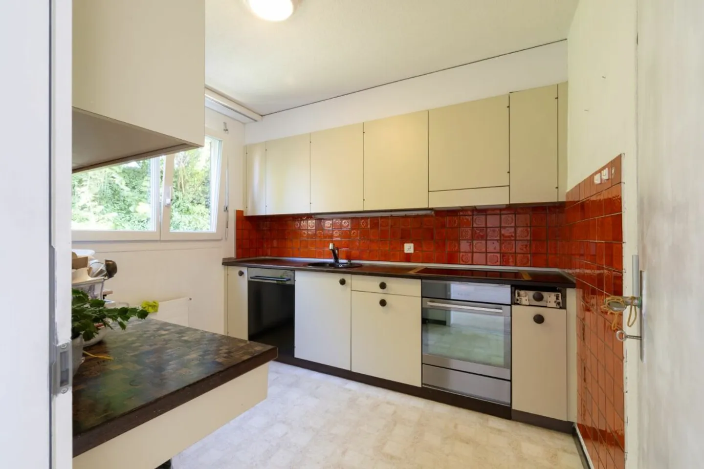 Doppeleinfamilienhaus an ruhiger Lage in Bolligen - Foto 6 von 12