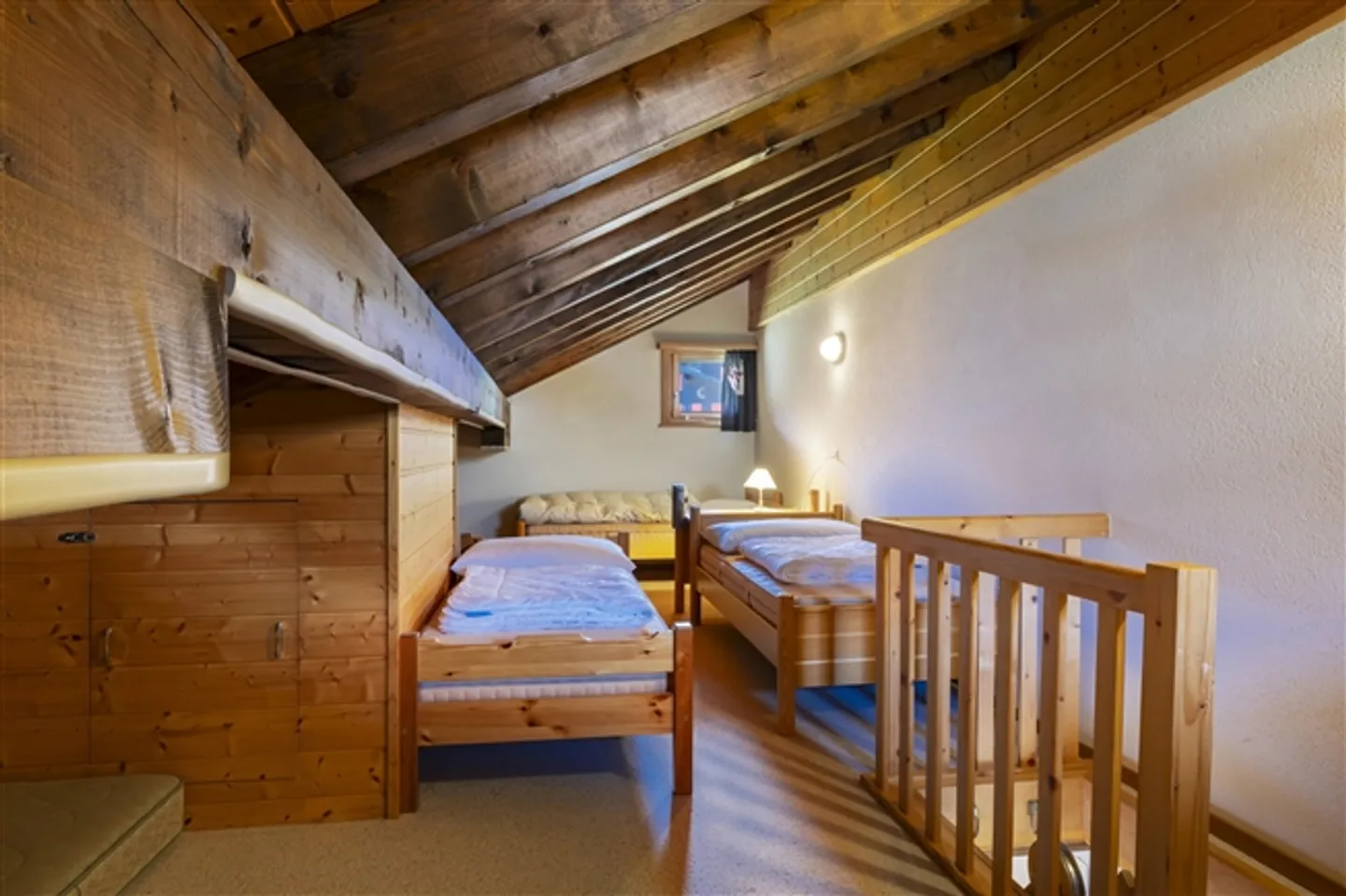 Appartement de vacances au pied de la piste avec balcon et vue magnifique sur les montagnes - Photo 10 sur 12