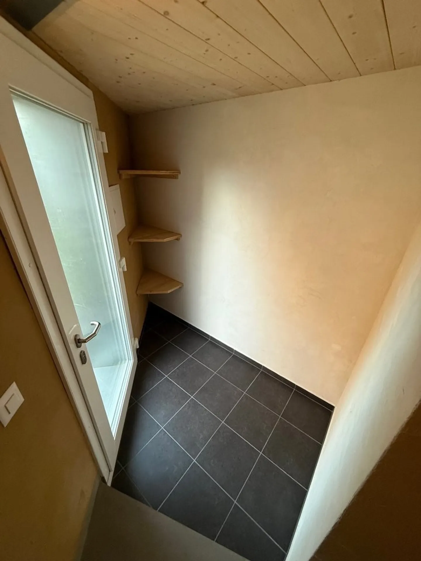 Schöne atypische 1,5-Zimmer-Wohnung - Foto 2 von 7