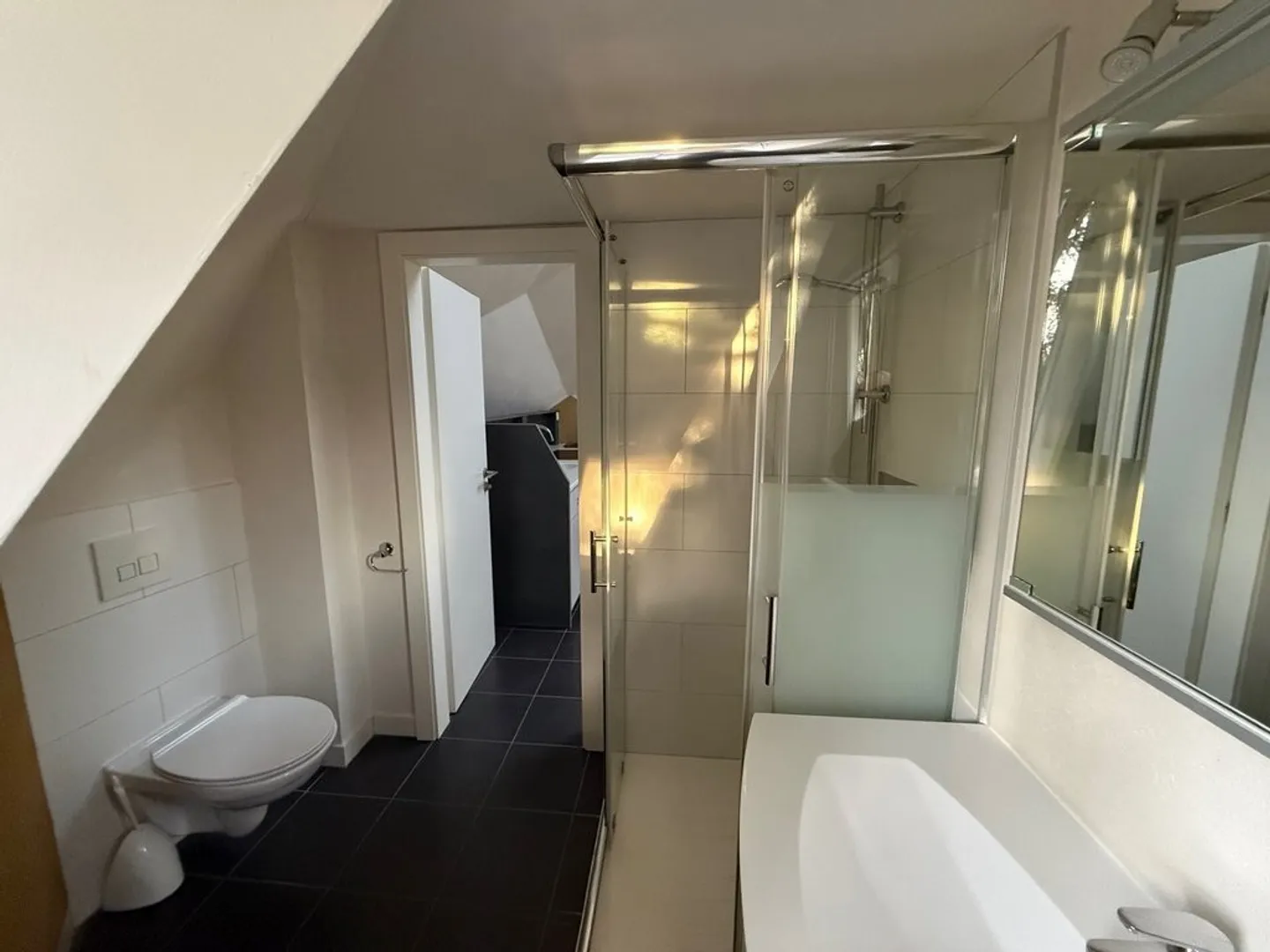 Schöne atypische 1,5-Zimmer-Wohnung - Foto 7 von 7