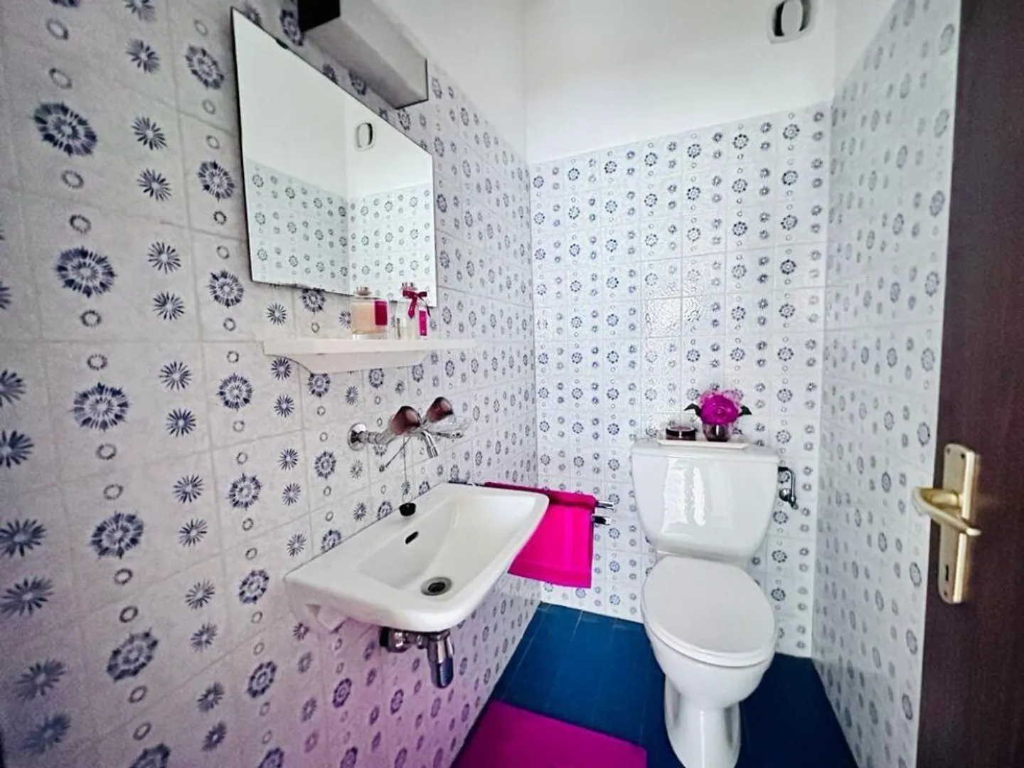 Appartamento Incantevole in Zona Tranquilla - Foto 5 di 8