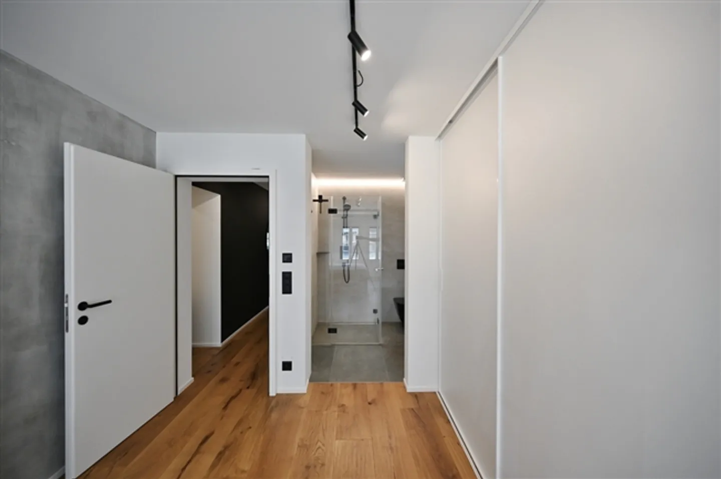 «IM HERZEN VON MUTTENZ - GARTENWOHNUNG DER BESONDEREN ART» - Foto 7 von 10