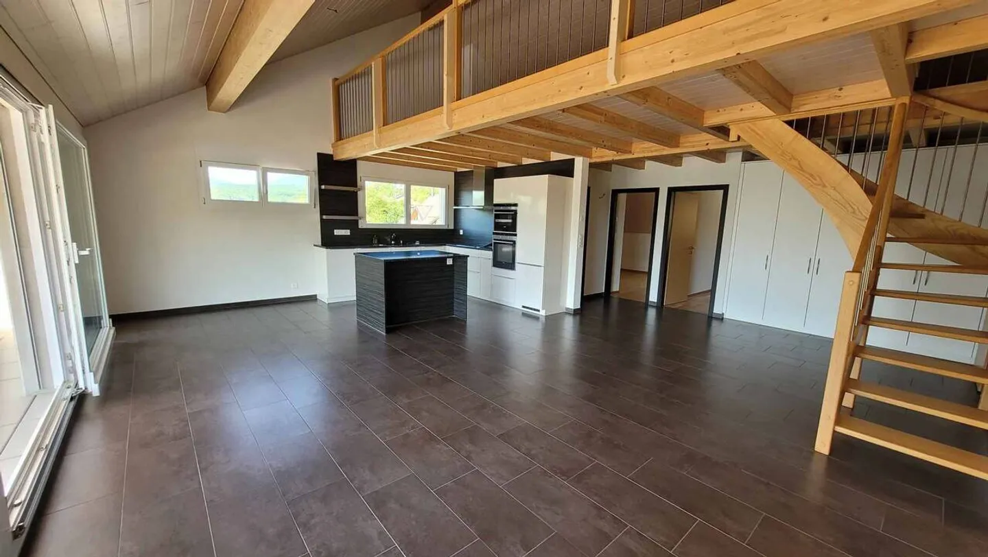 Attique à vendre - Photo 1 sur 13