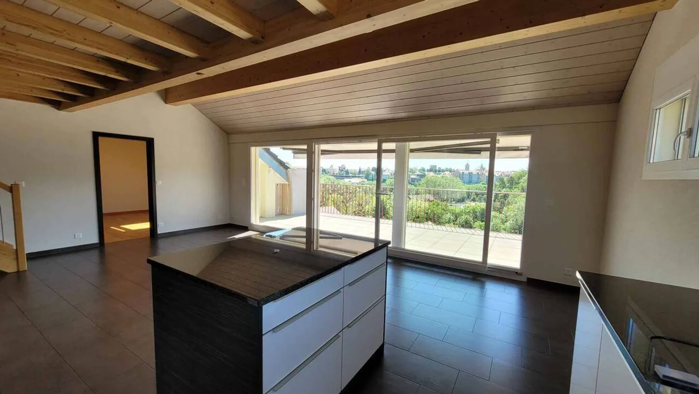 Attique à vendre - Photo 2 sur 13