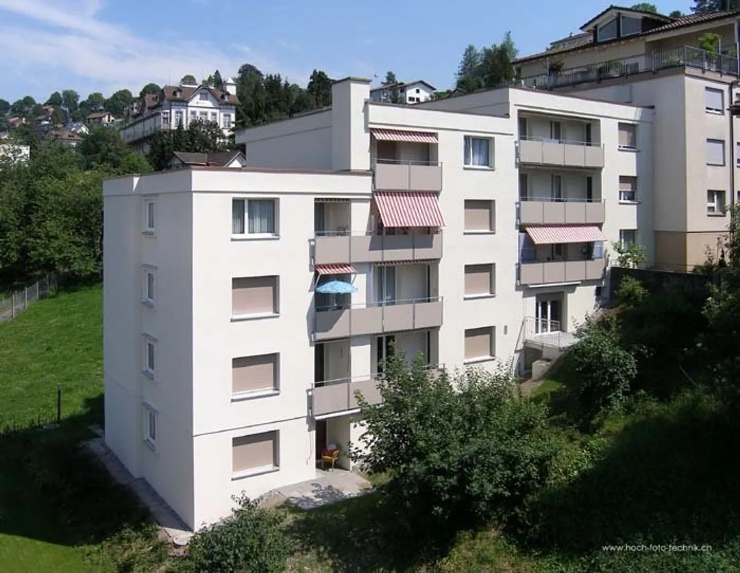 Appartement attrayant de 2,5 pièces dans un emplacement calme - Photo 1 sur 5