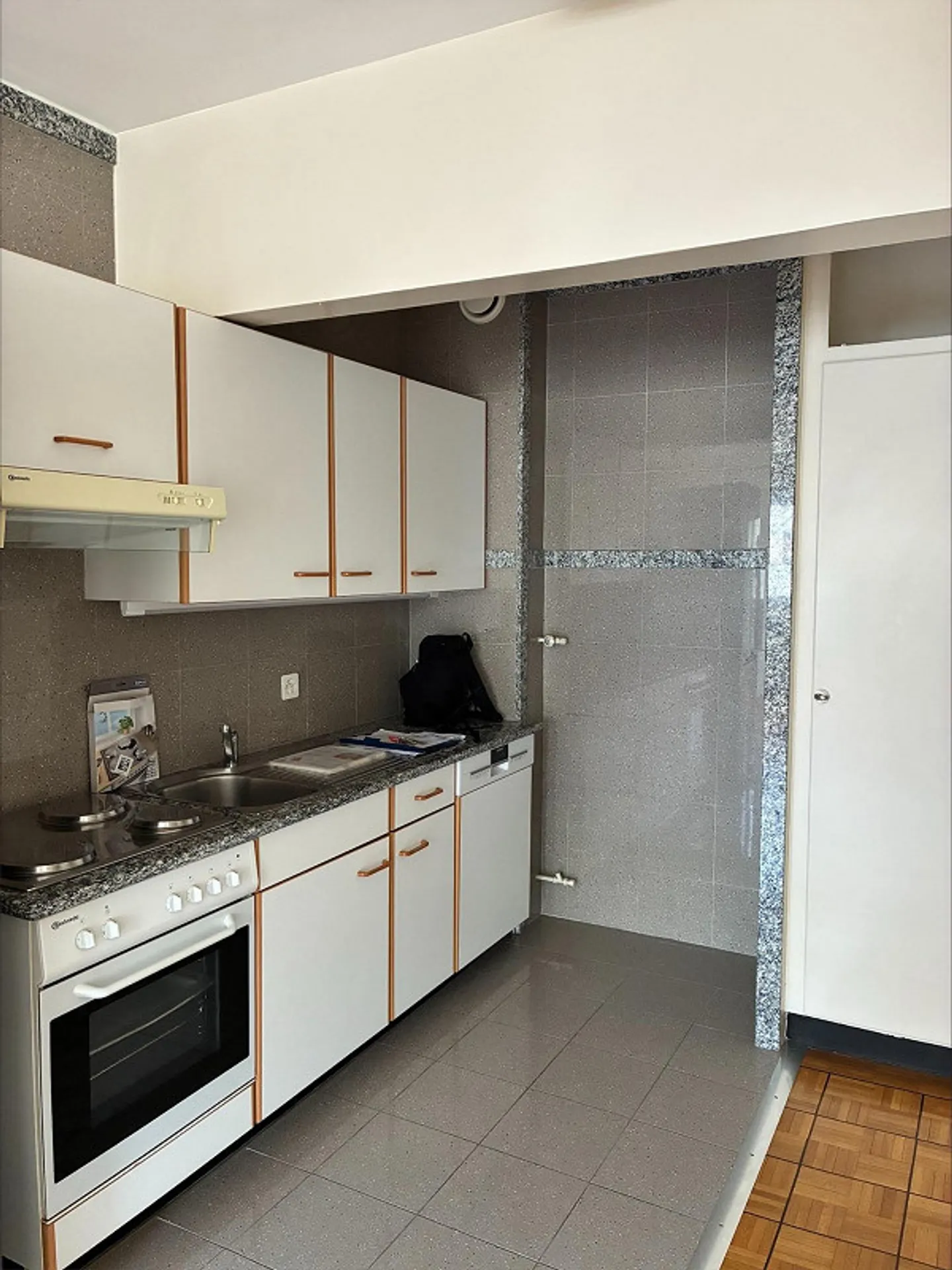 2.5-room apartment in the Champel district - Photo 3 of 6