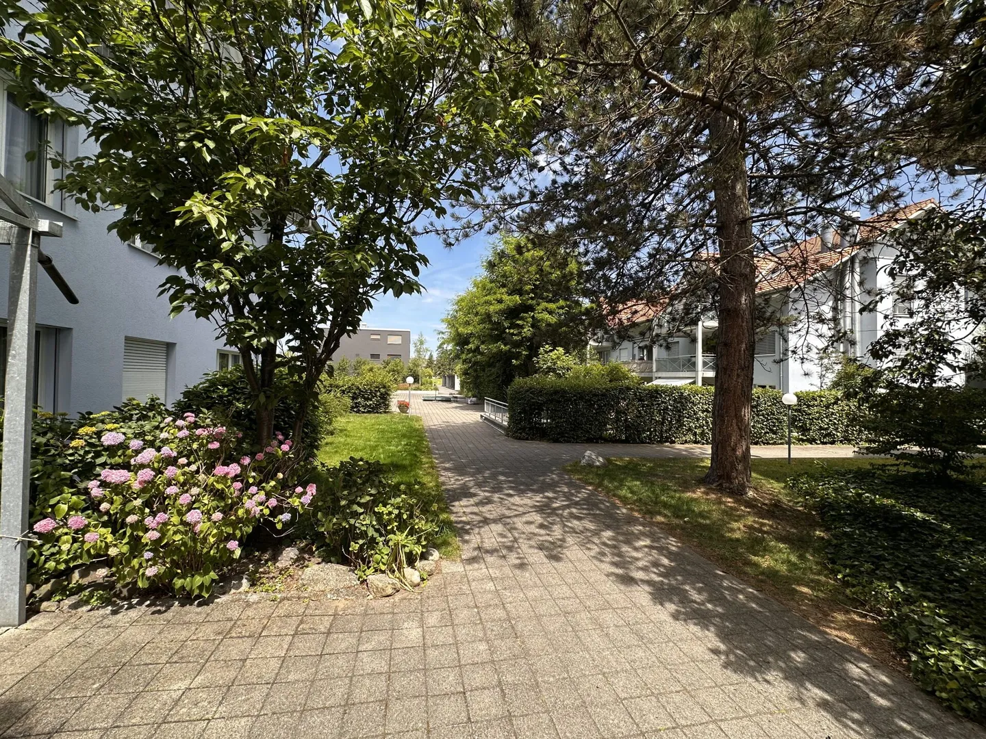 4½-Room Apartment in a Quiet Neighborhood, Near Bern - Photo 3 of 9