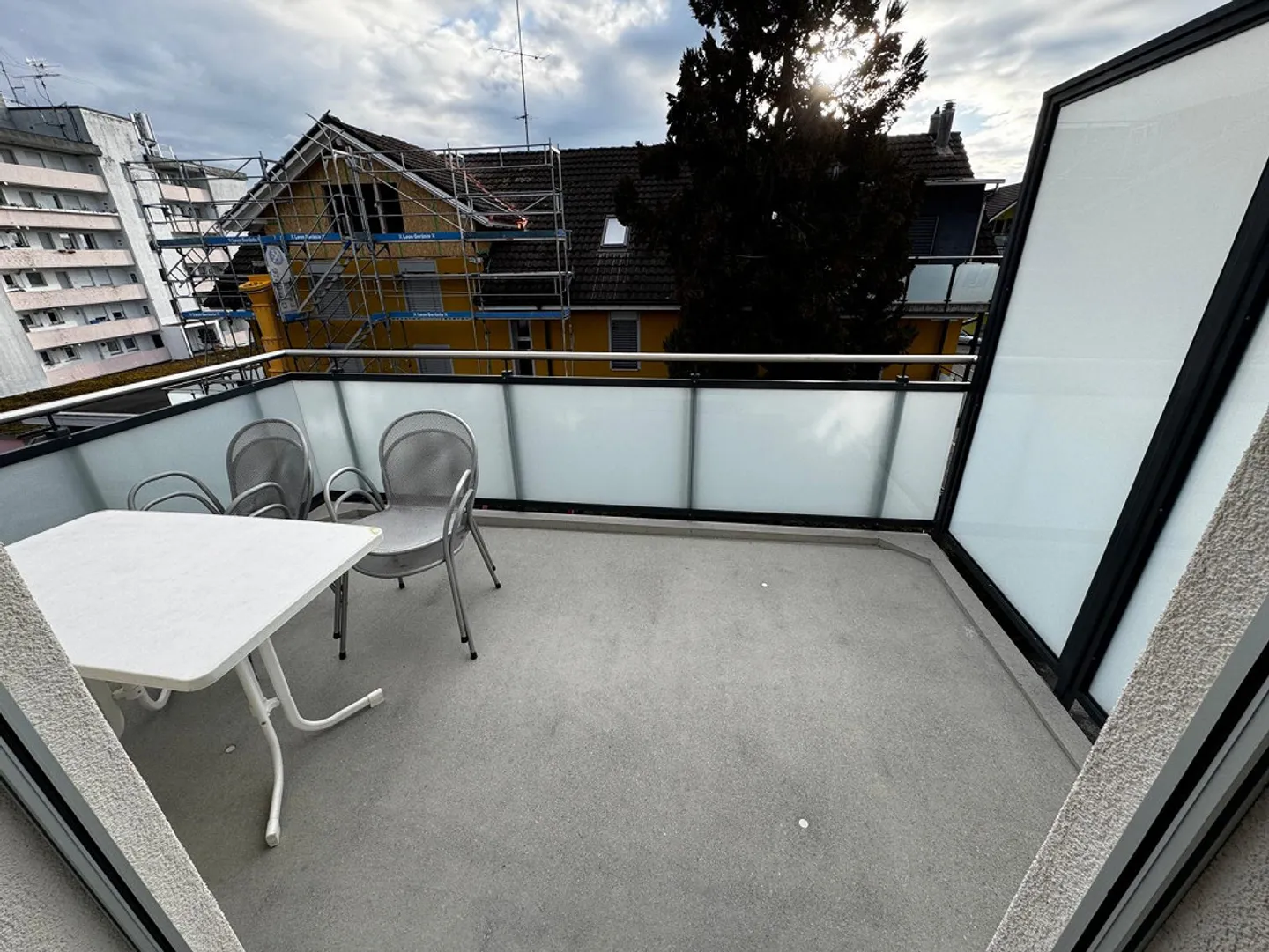 Moderne 3,5 Zimmerwohnung - Foto 3 von 5