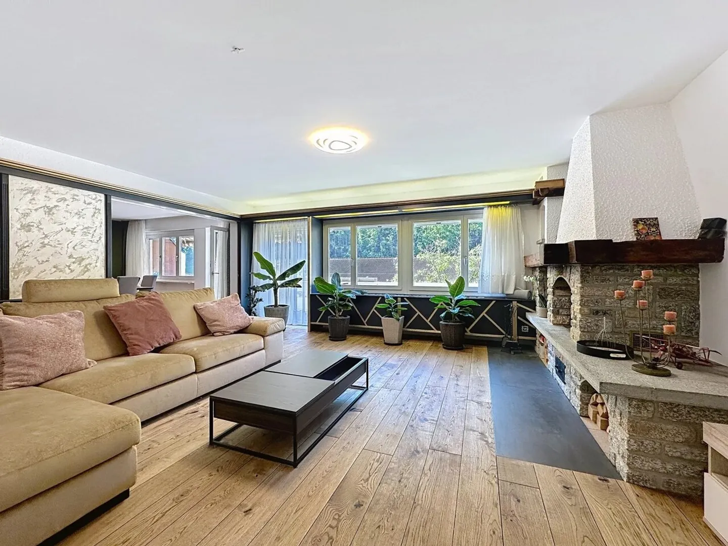 Renovated family apartment with quality features - Photo 1 of 9