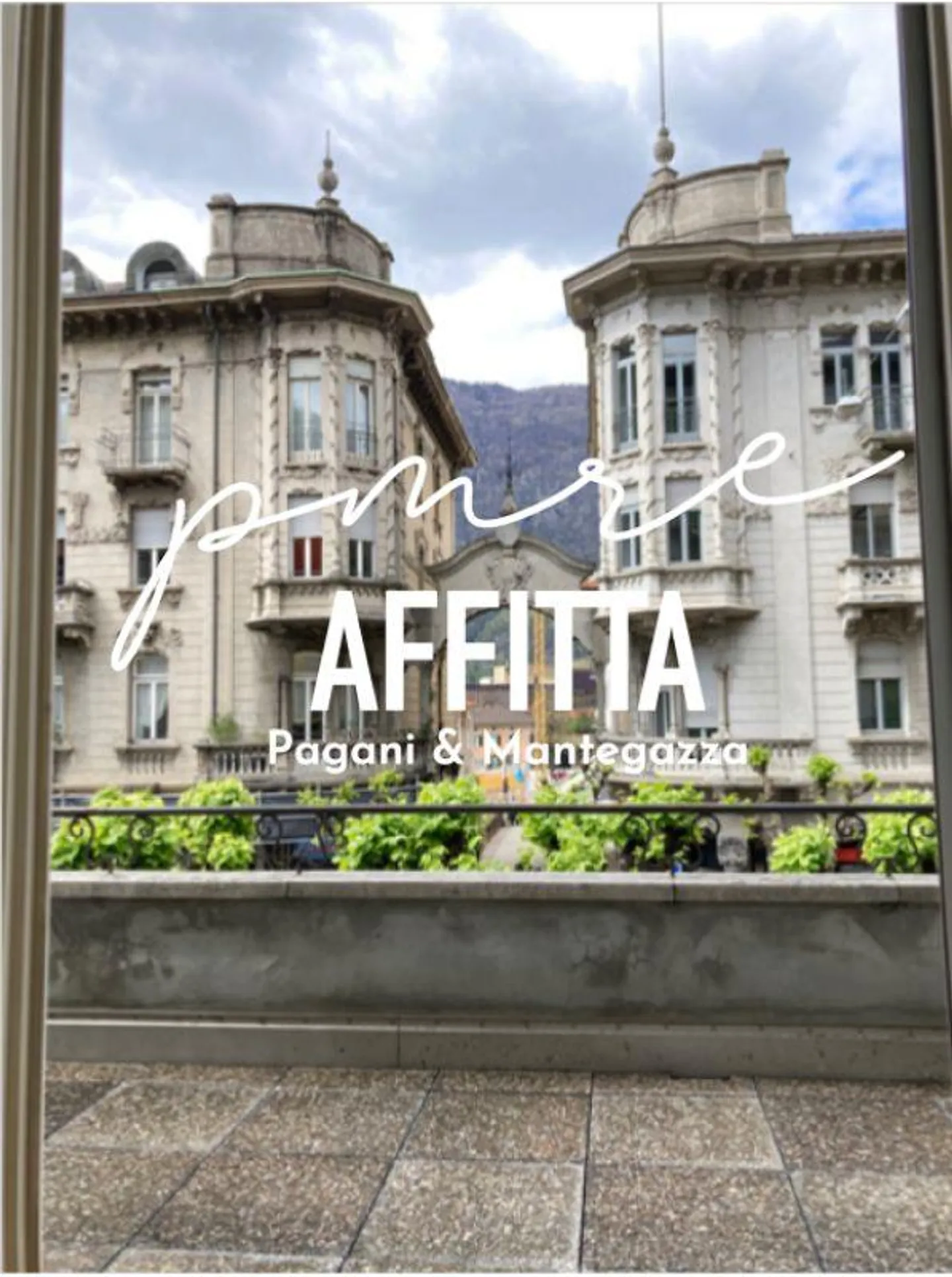 BELLINZONA | BUREAU DANS LE CENTRE HISTORIQUE - Photo 2 sur 3