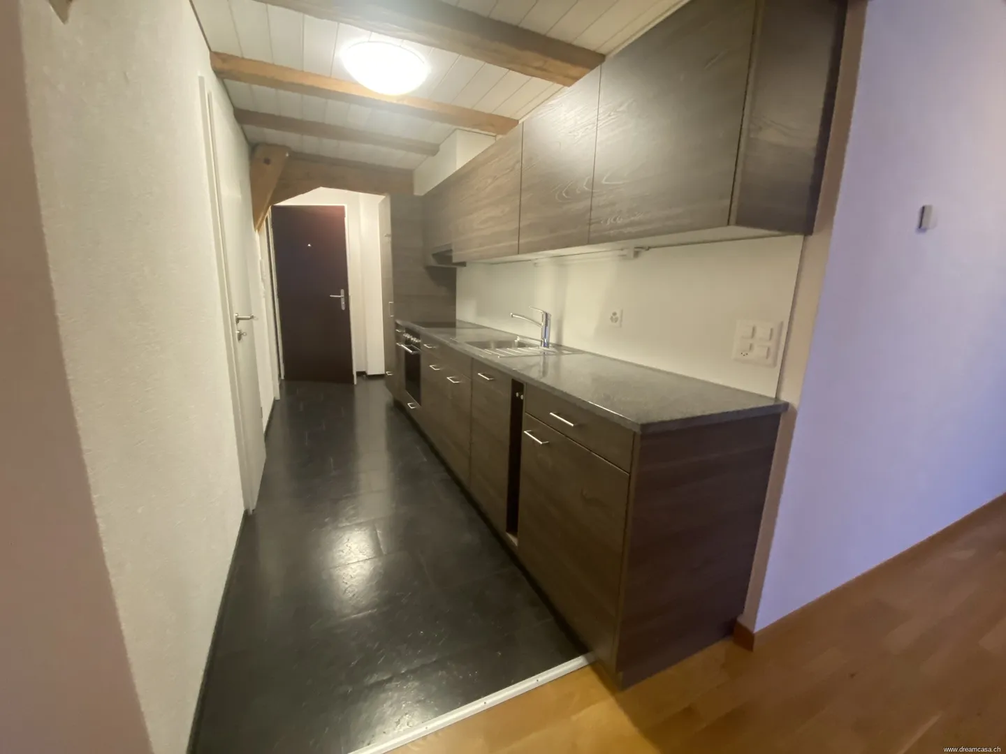 Charmantes Apartment mit Balkon - Foto 6 von 10
