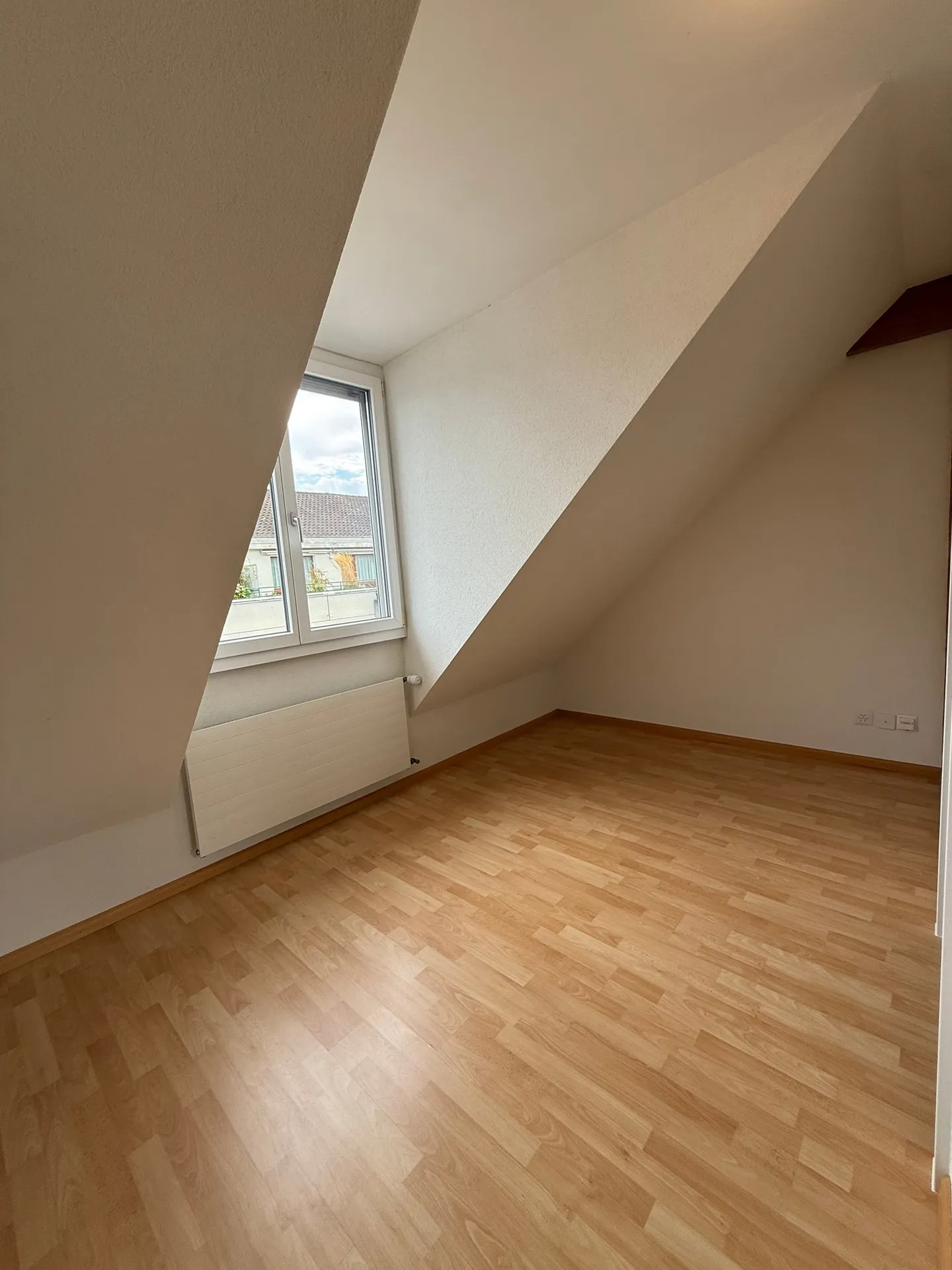 Appartamento attico elegante di 3,5 stanze con balcone a Basilea - Foto 20 di 21