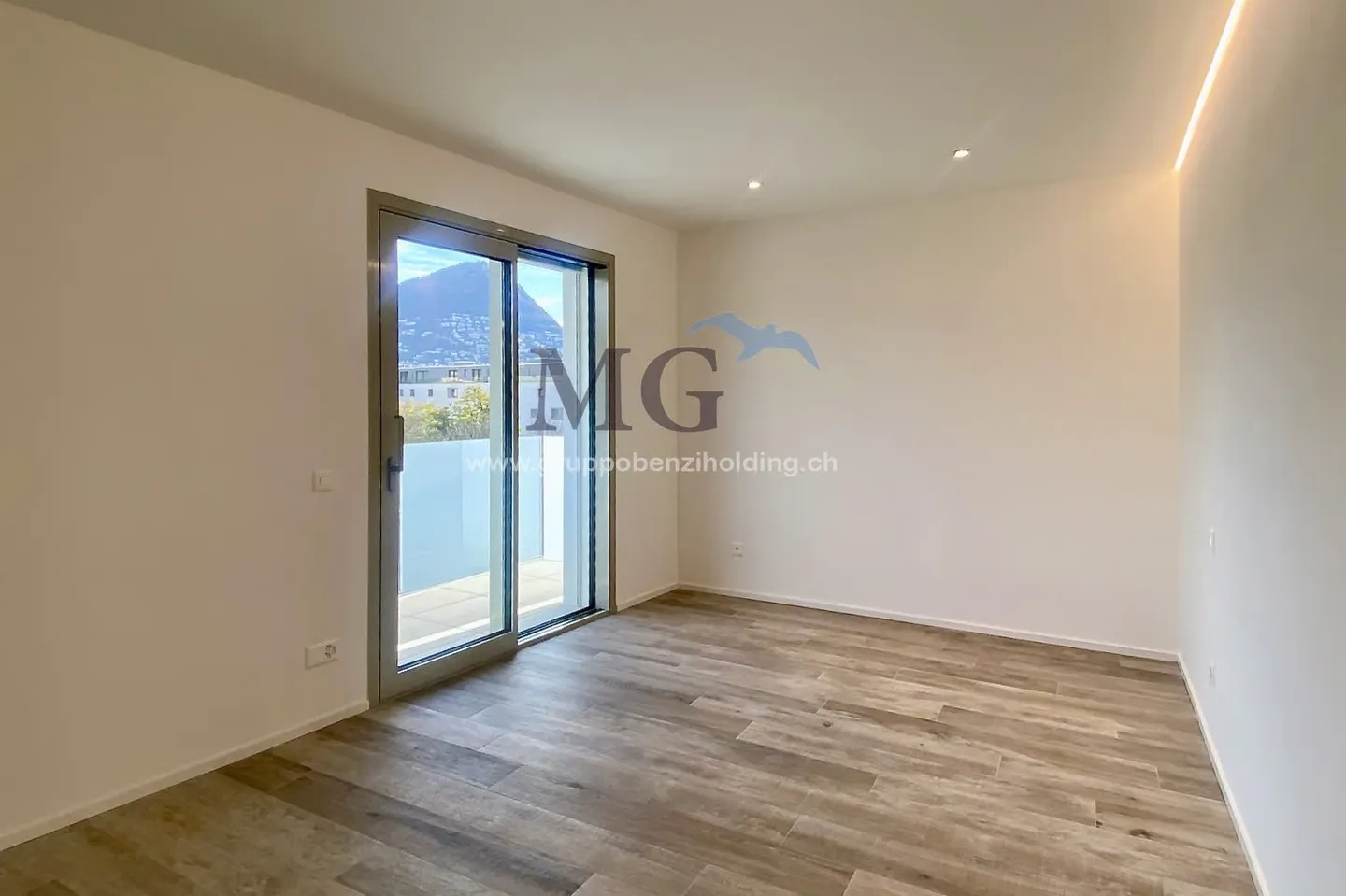 Appartement spacieux de 2,5 pièces neuf avec vue dégagée - Photo 8 sur 14