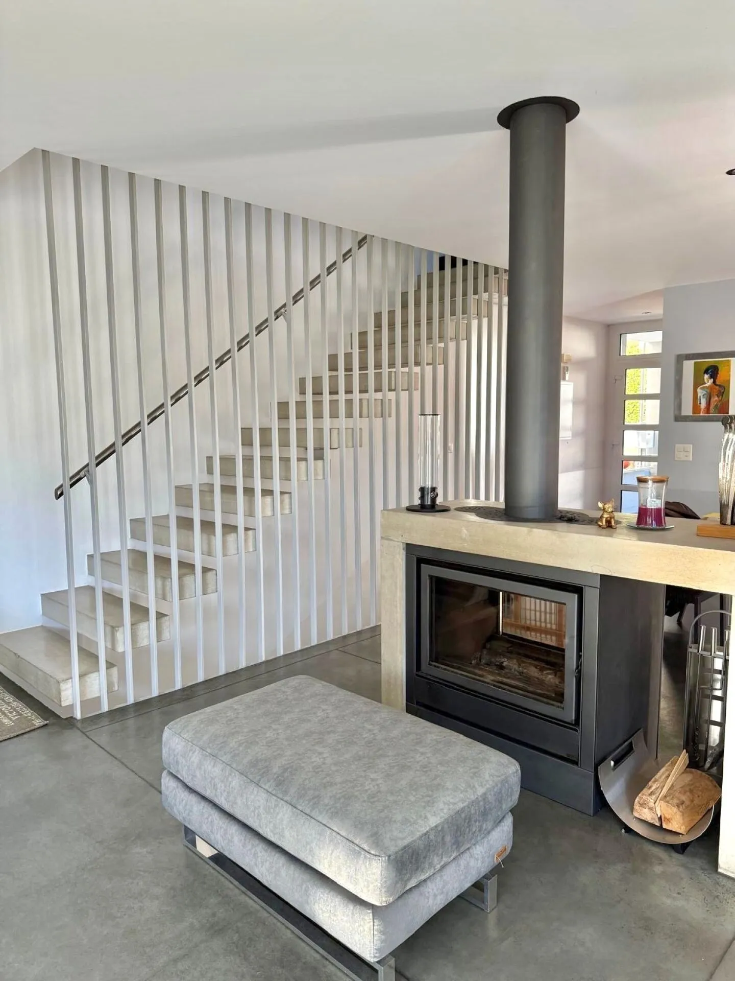 Maison individuelle très lumineuse dans un quartier résidentiel à Gravesano - Photo 3 sur 12