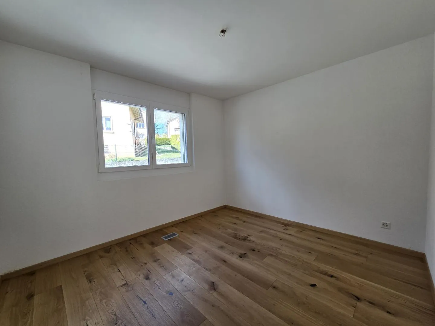Appartement spacieux 4,5 pièces - Photo 11 sur 13