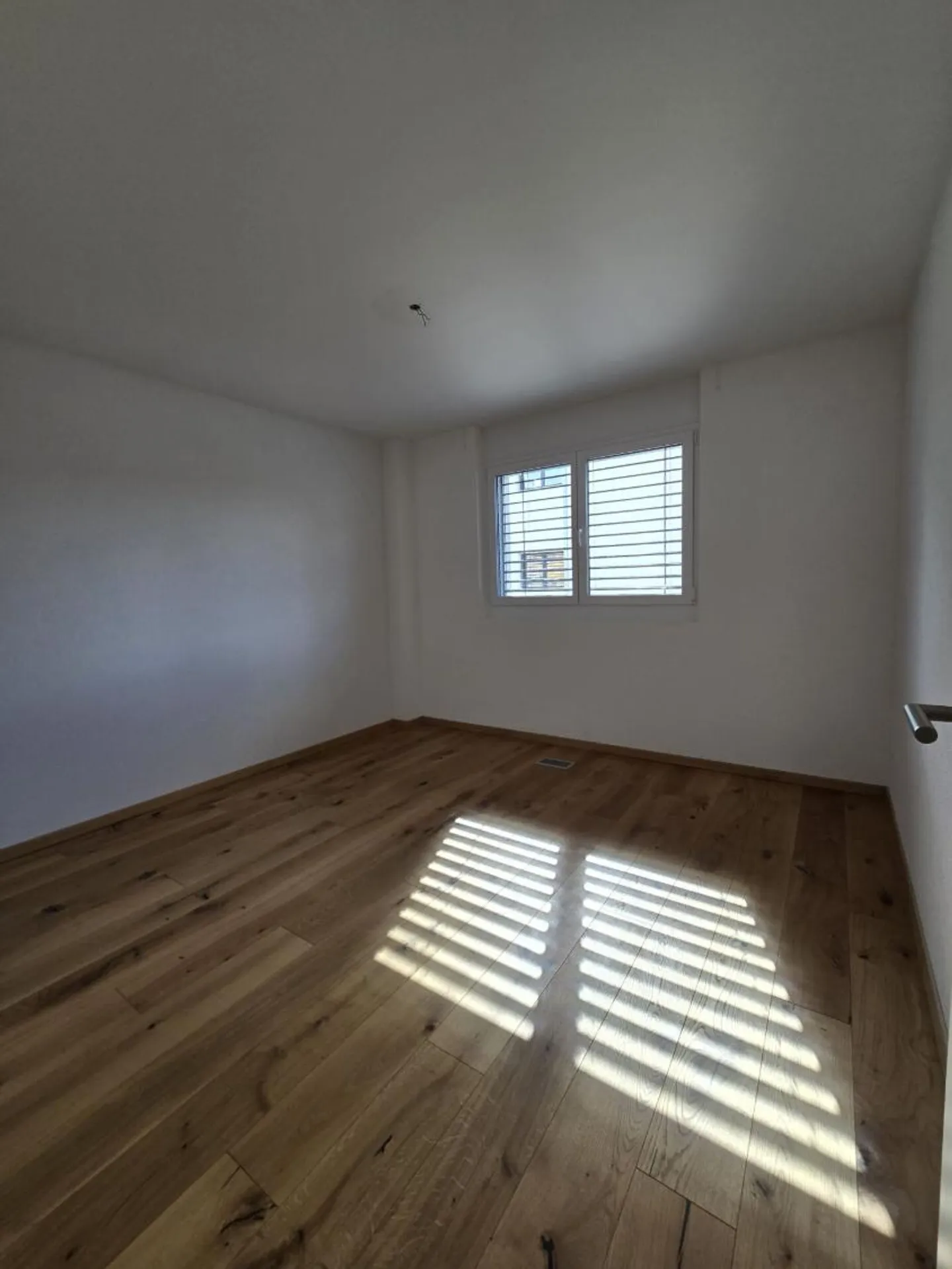 Appartement spacieux 4,5 pièces - Photo 12 sur 13