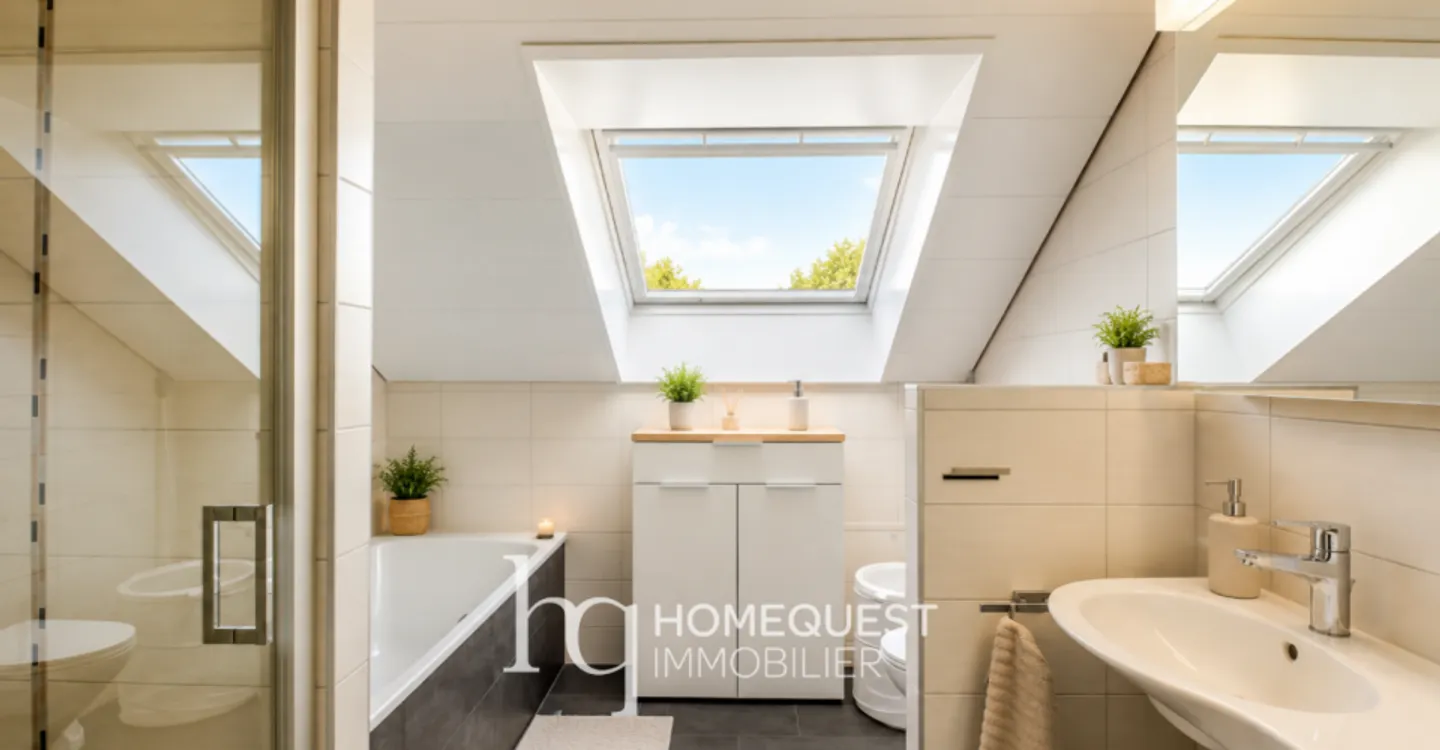 A contemporary twin house, bright and particularly versatile - Photo 9 of 10