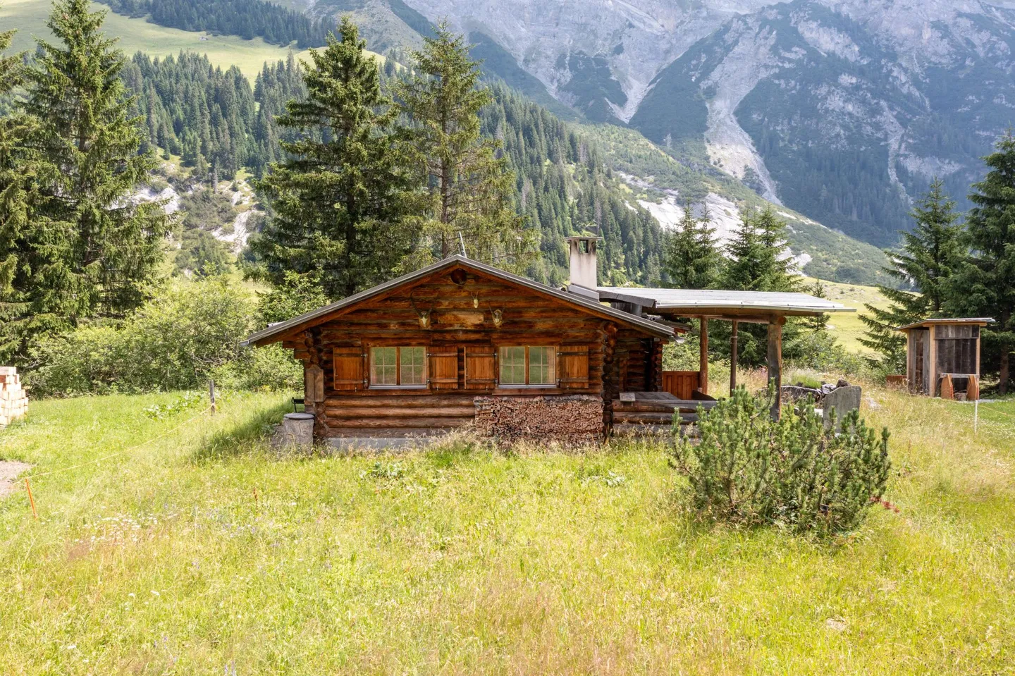 Chalet de montagne à vendre dans la haute vallée de Bargis - Photo 1 sur 13