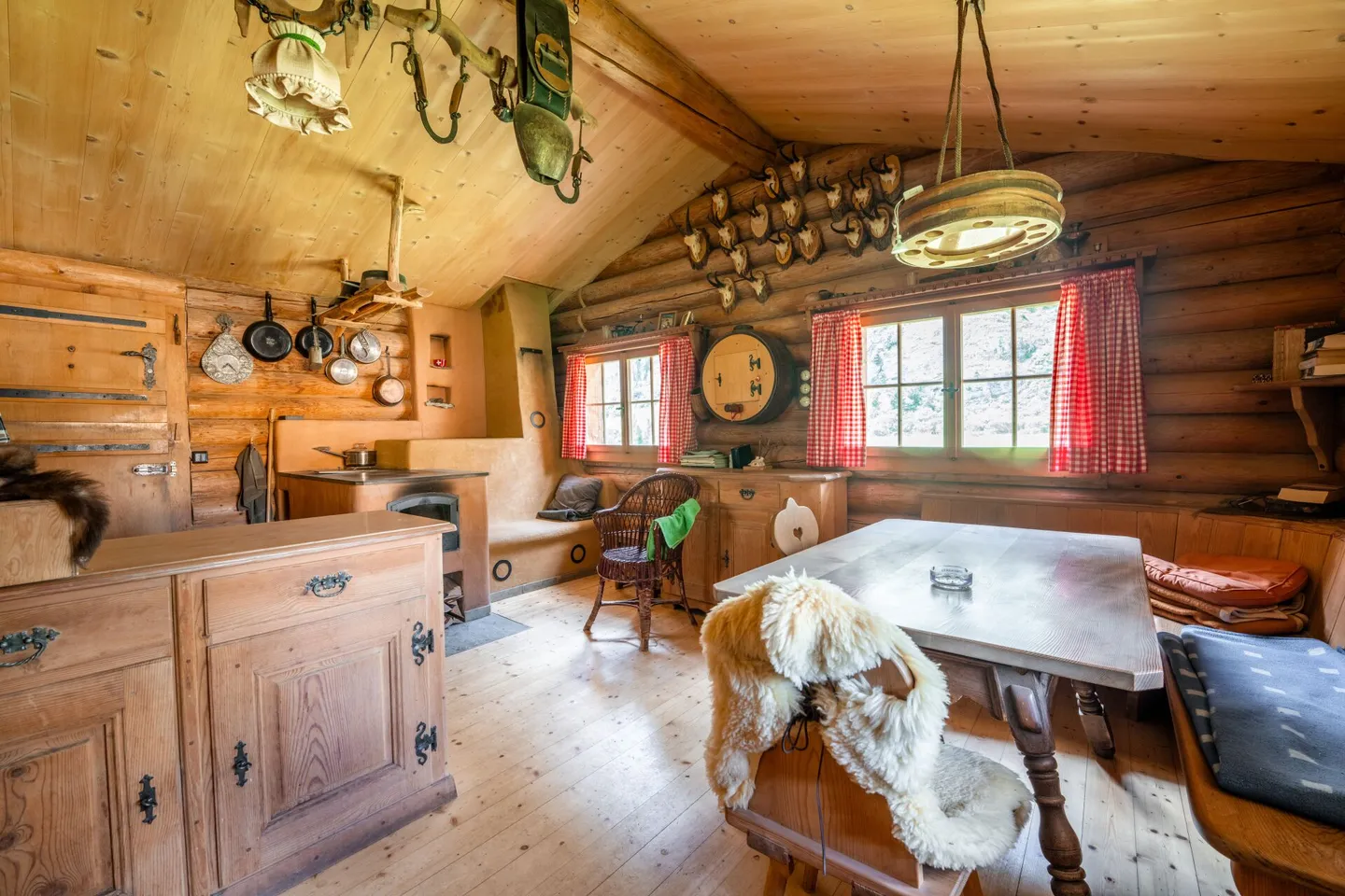 Chalet de montagne à vendre dans la haute vallée de Bargis - Photo 2 sur 13
