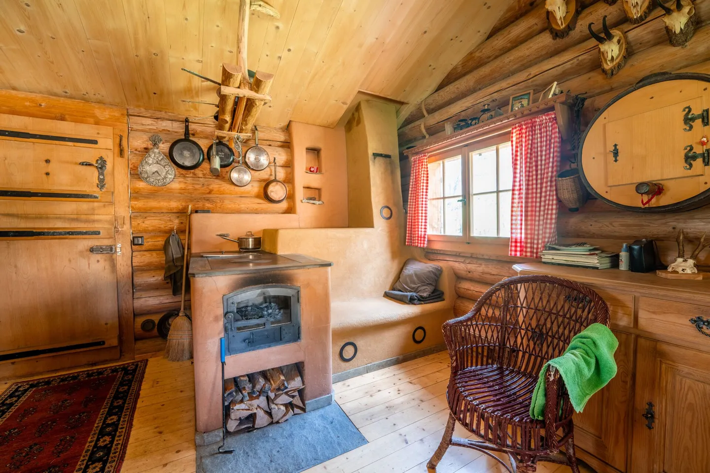 Chalet de montagne à vendre dans la haute vallée de Bargis - Photo 3 sur 13