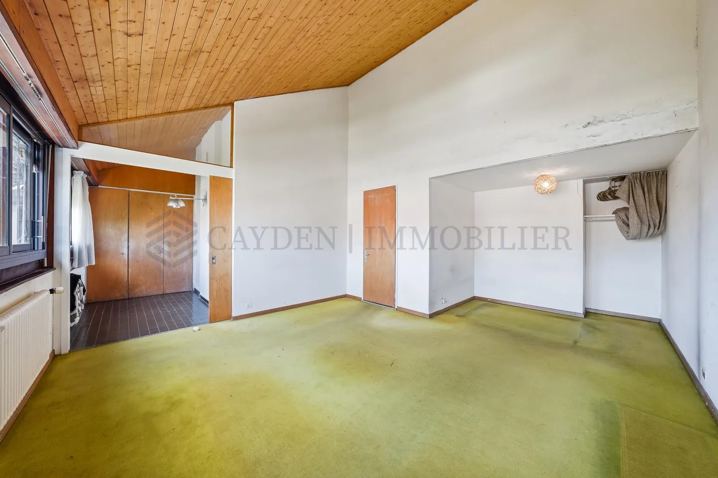 Spacious Apartment in Bernex - Photo 2 of 10