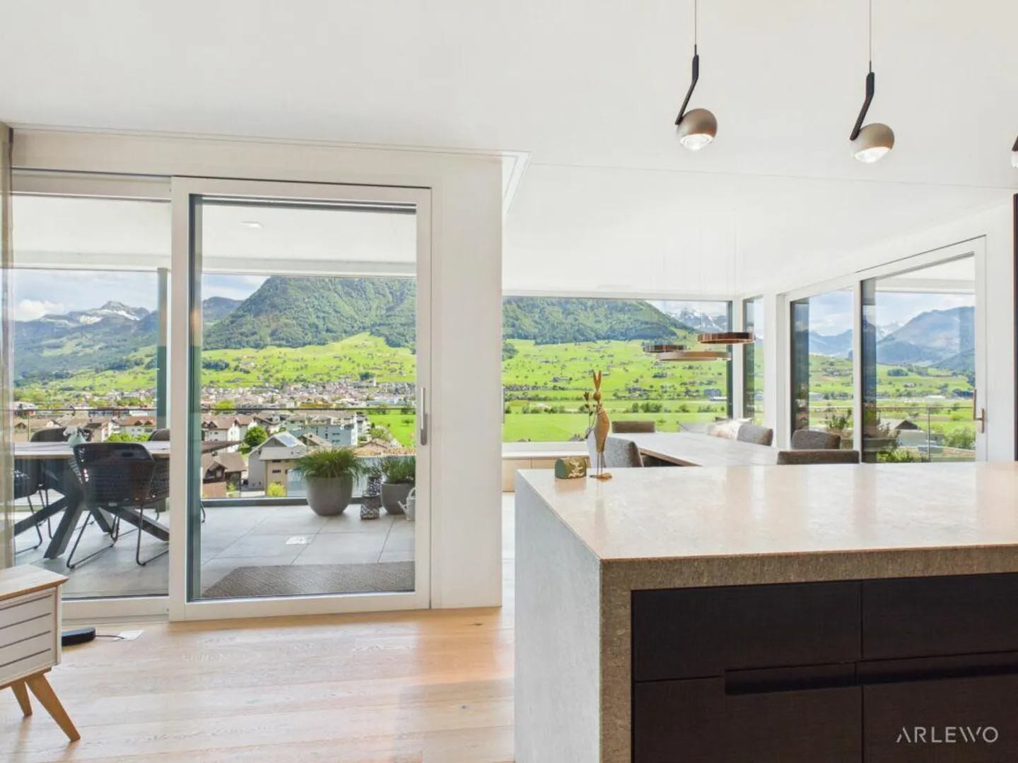 Luxuswohnung mit atemberaubendem Blick - Foto 3 von 11