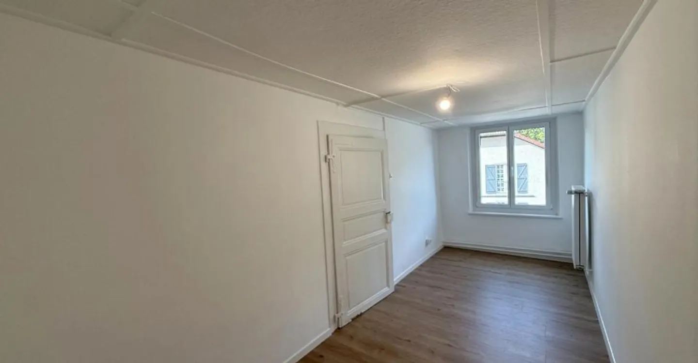 3,5-Zimmer-Wohnung von 80 m² zur Miete in Beurnevésin - Foto 6 von 12