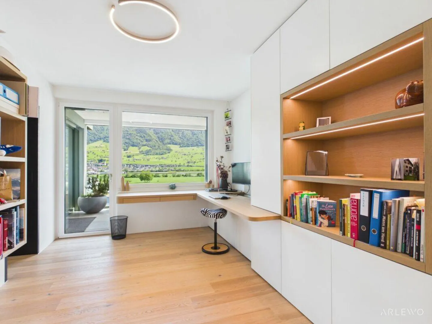 Luxuswohnung mit atemberaubendem Blick - Foto 7 von 11